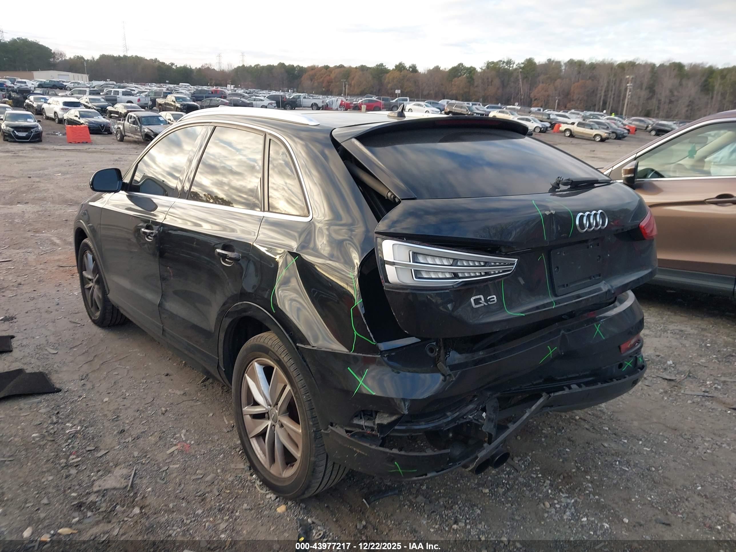 AUDI Q3 image 3