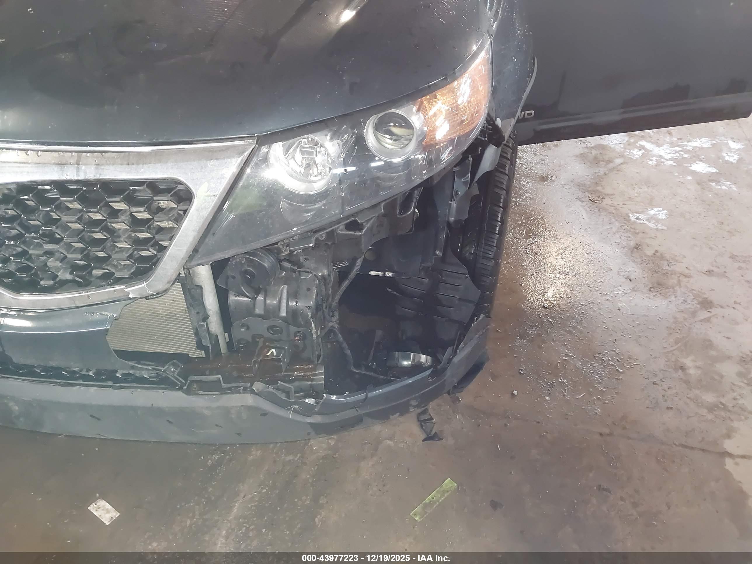 KIA SORENTO image 6