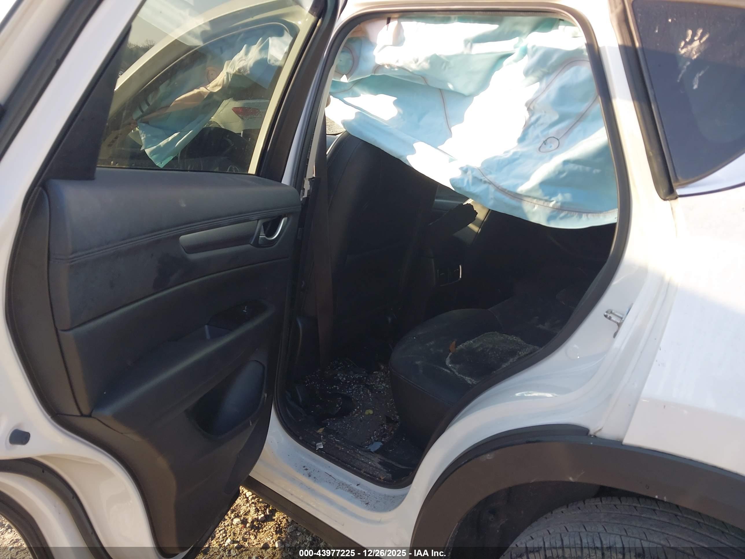 MAZDA CX-5 image 8