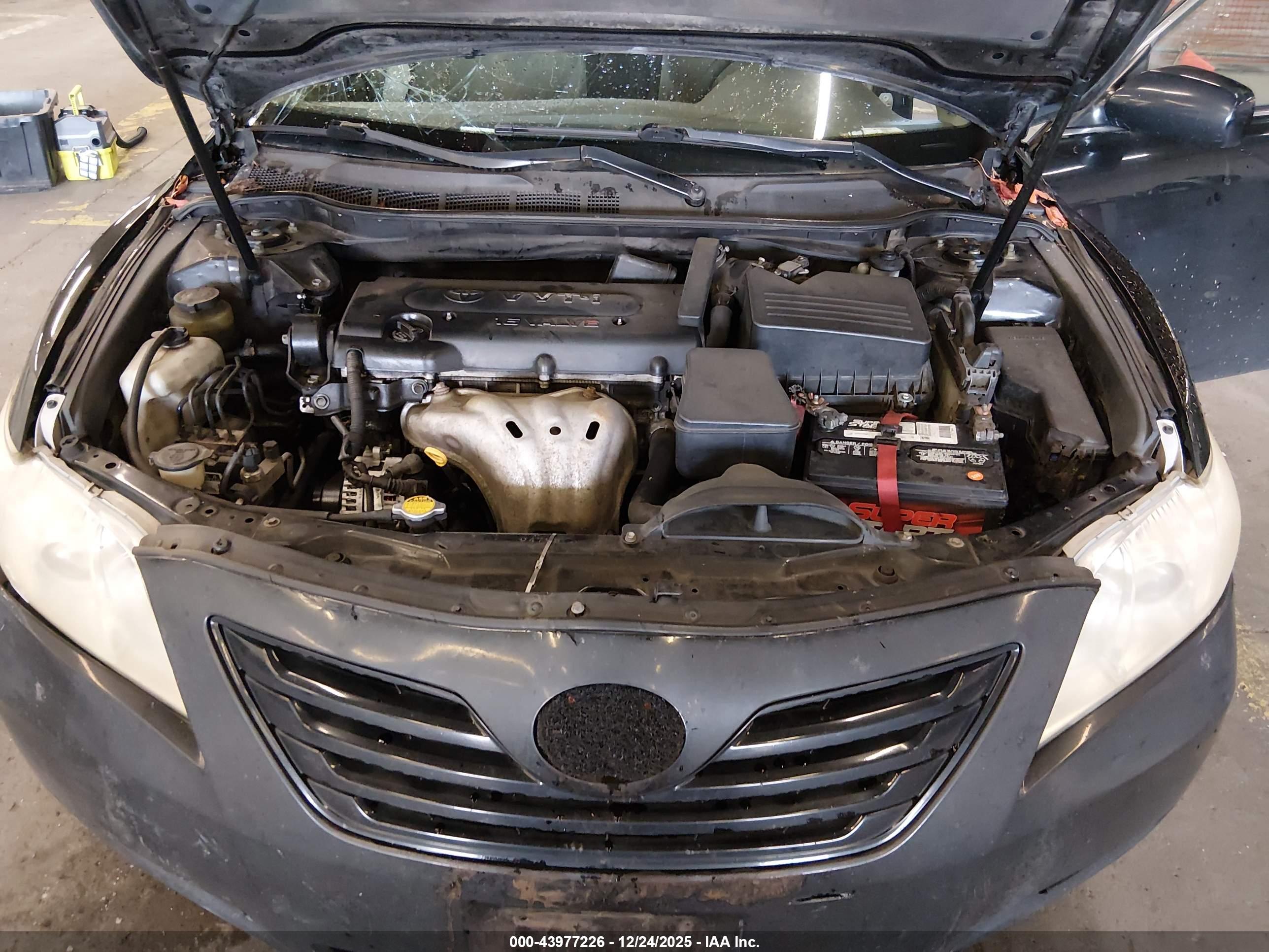 TOYOTA CAMRY image 10
