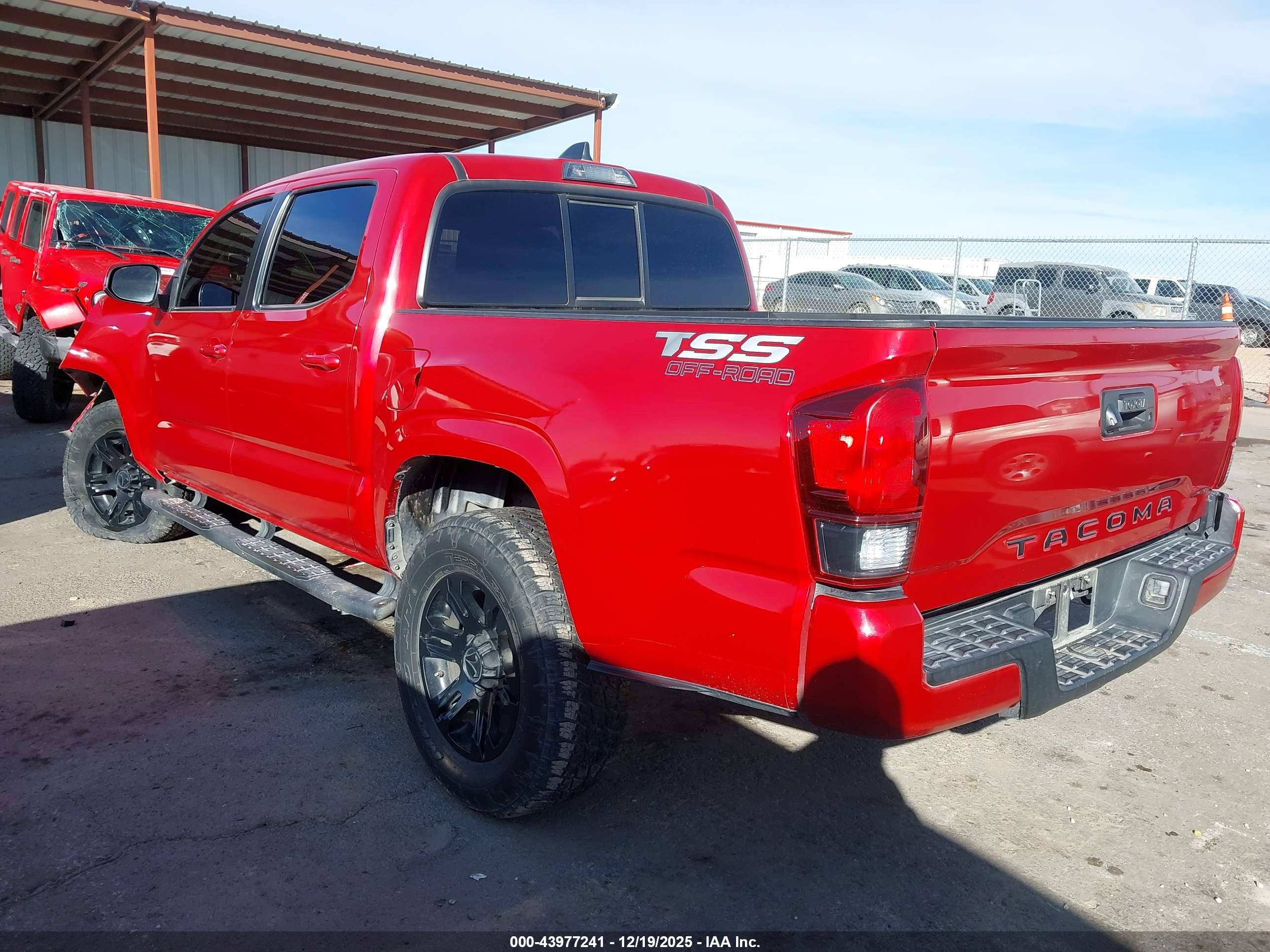 TOYOTA TACOMA image 3