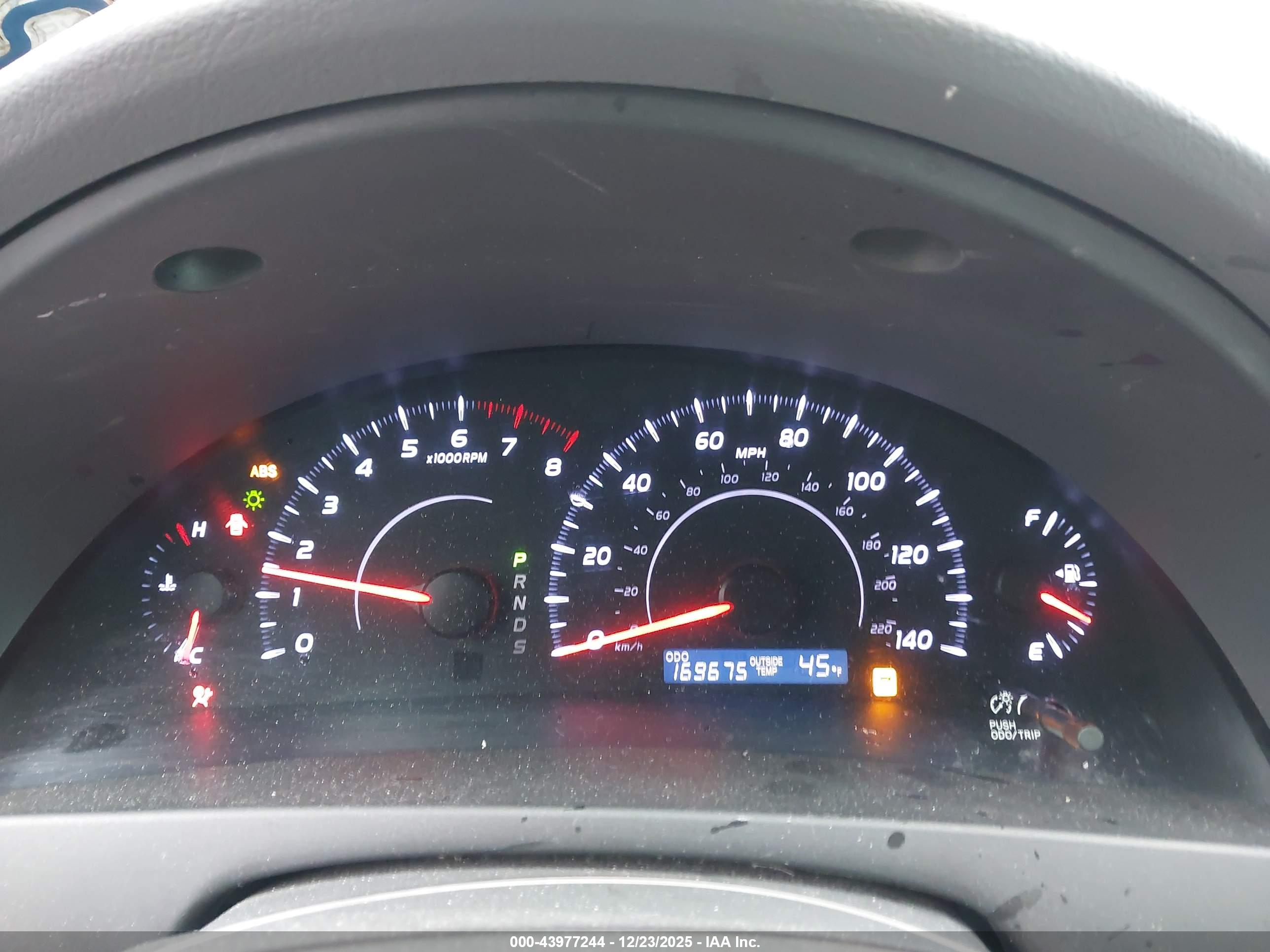 TOYOTA CAMRY image 7