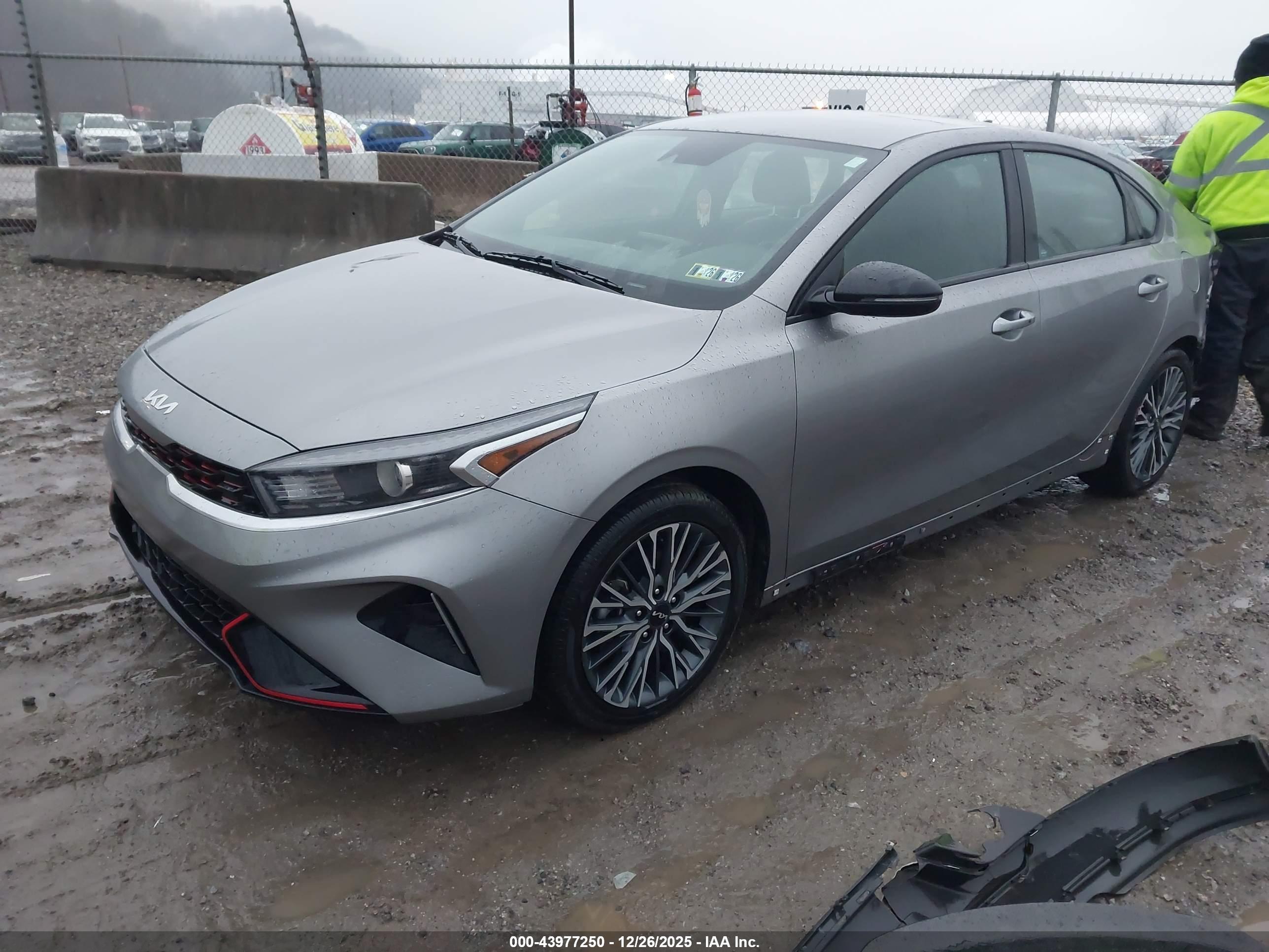 KIA FORTE image 2