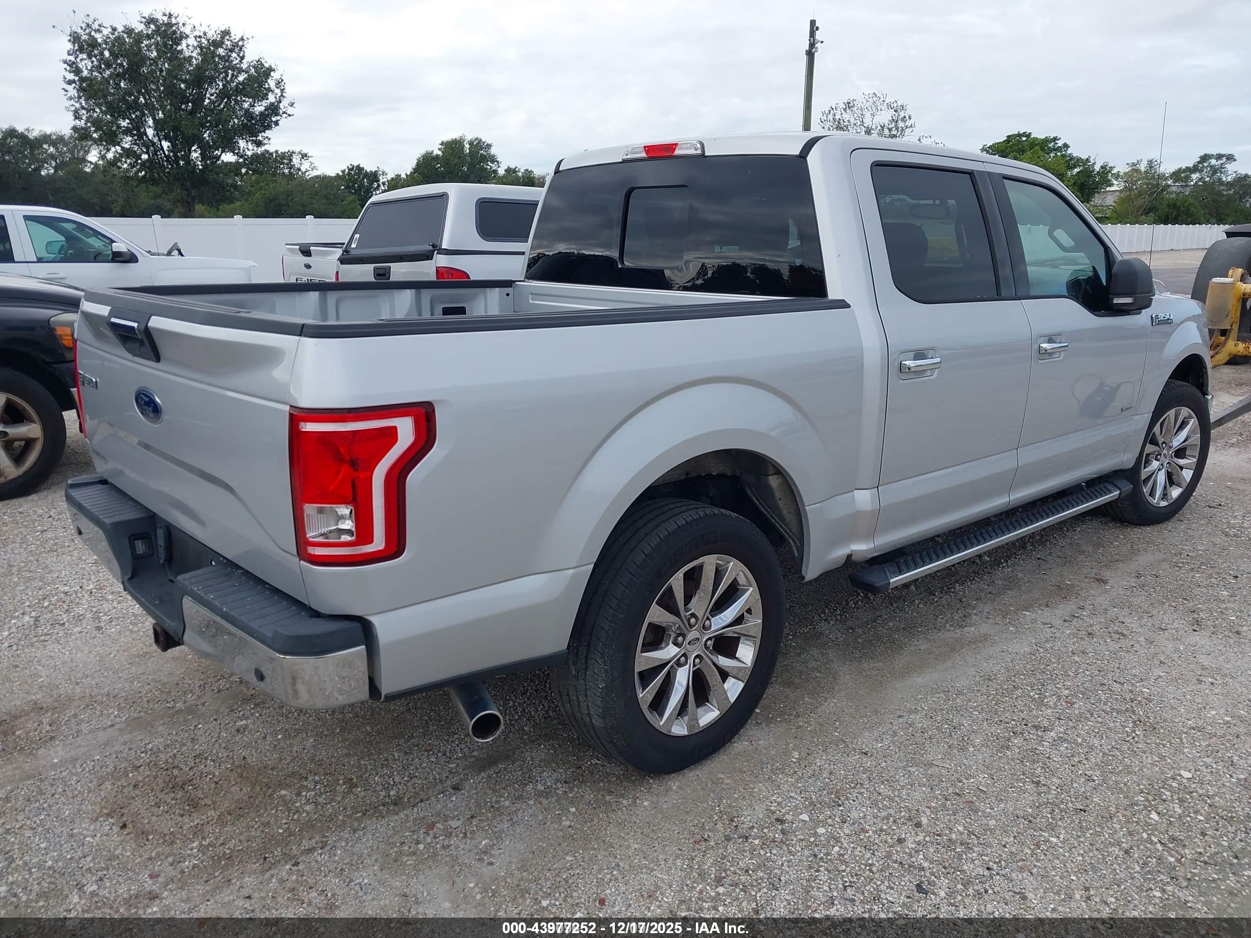 FORD F-150 image 4