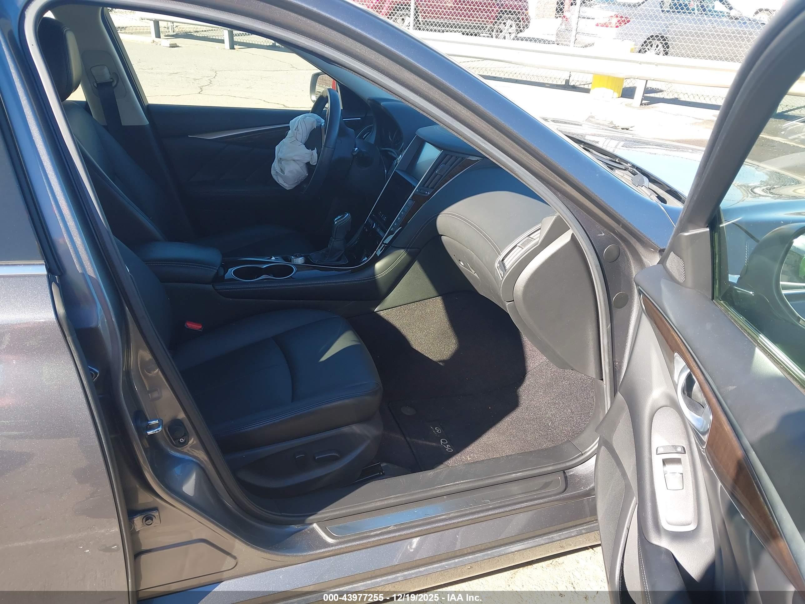 INFINITI Q50 image 5