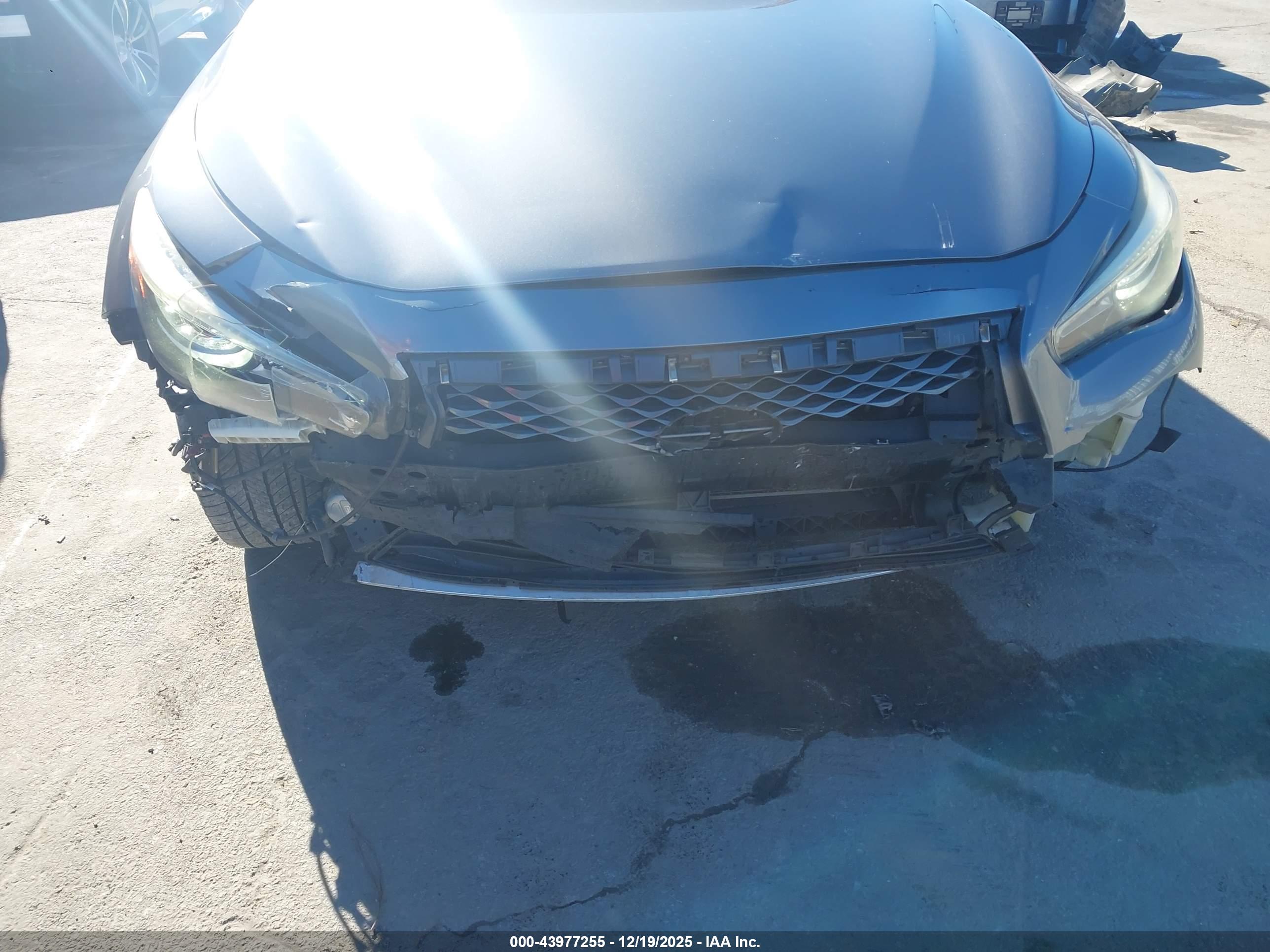 INFINITI Q50 image 6