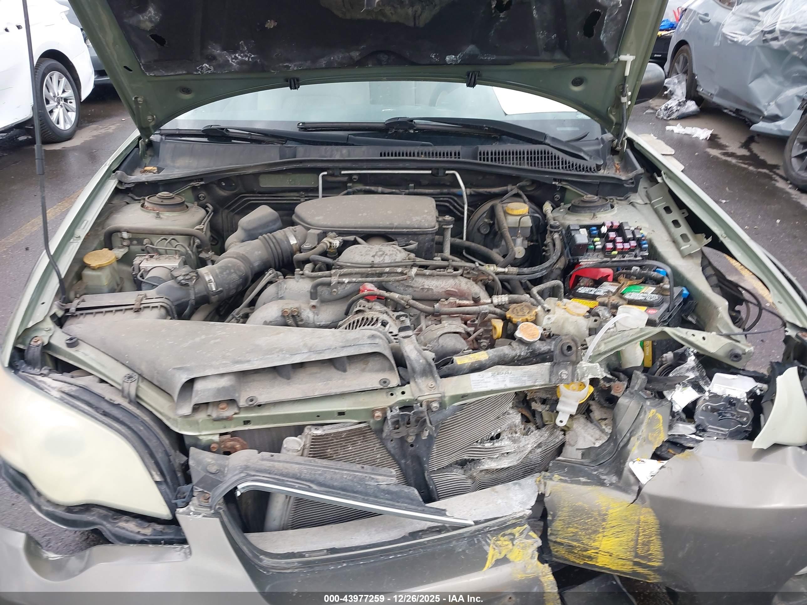 SUBARU OUTBACK image 10
