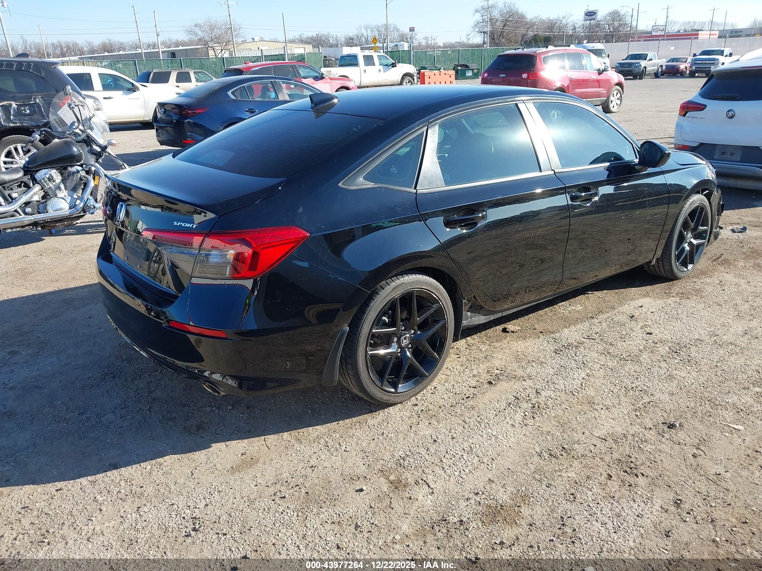 HONDA CIVIC image 4