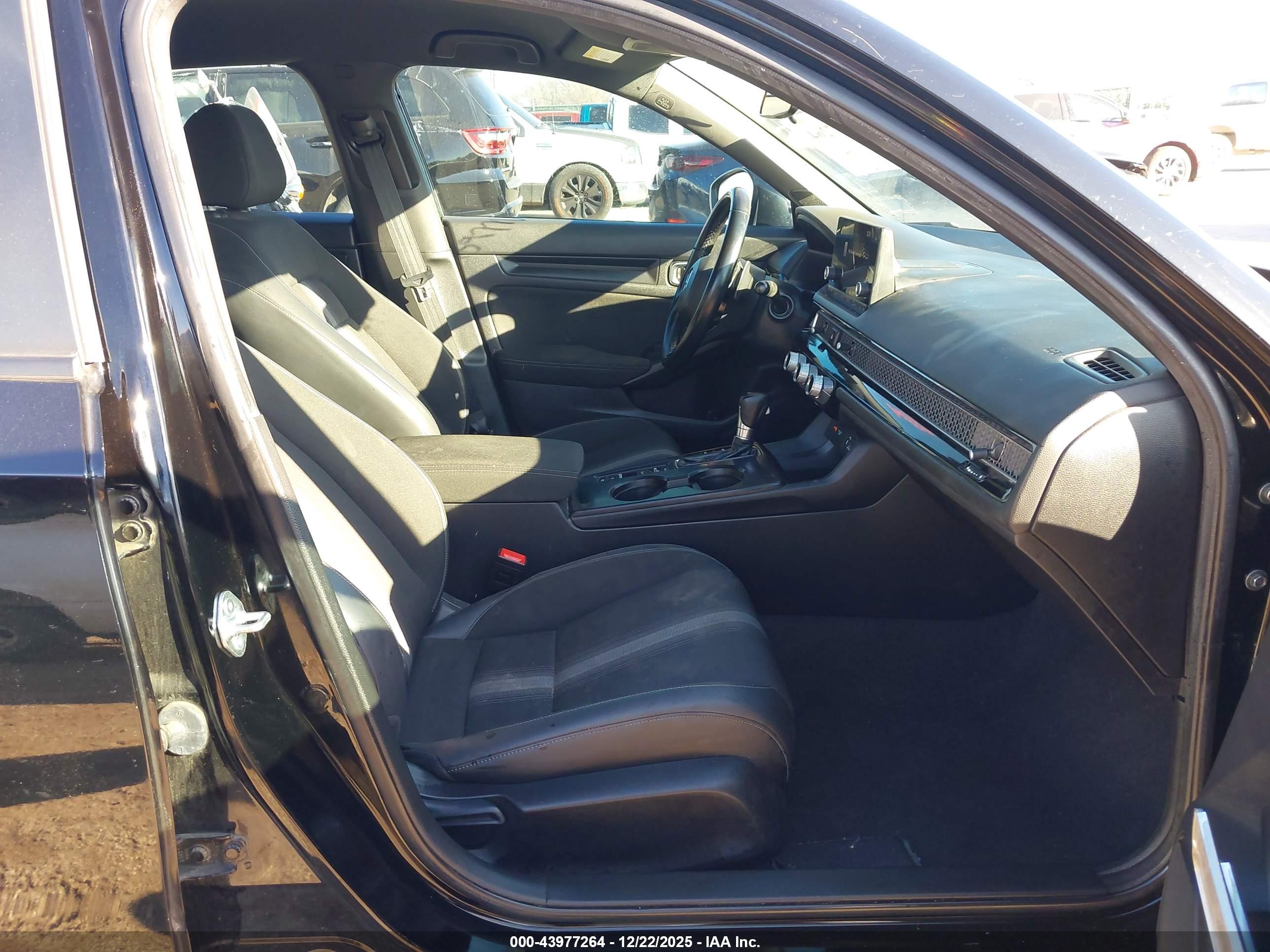 HONDA CIVIC image 5