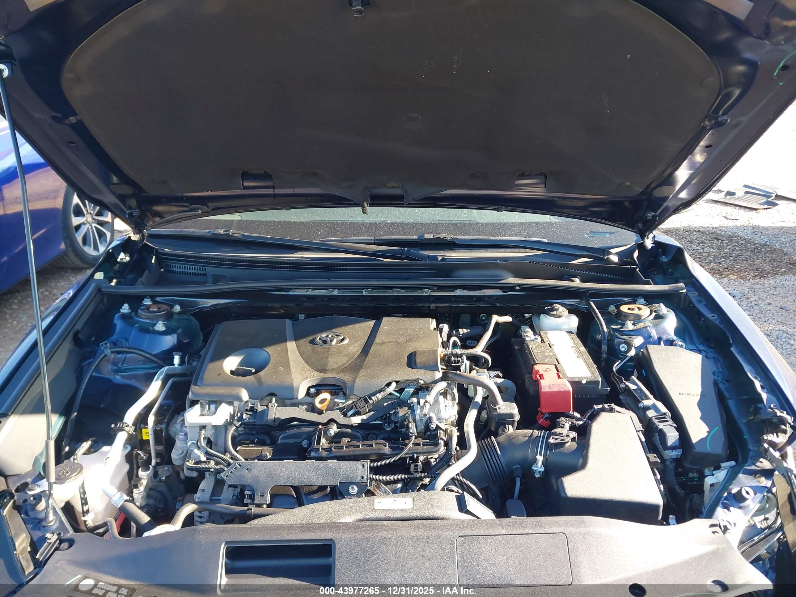 TOYOTA CAMRY image 10