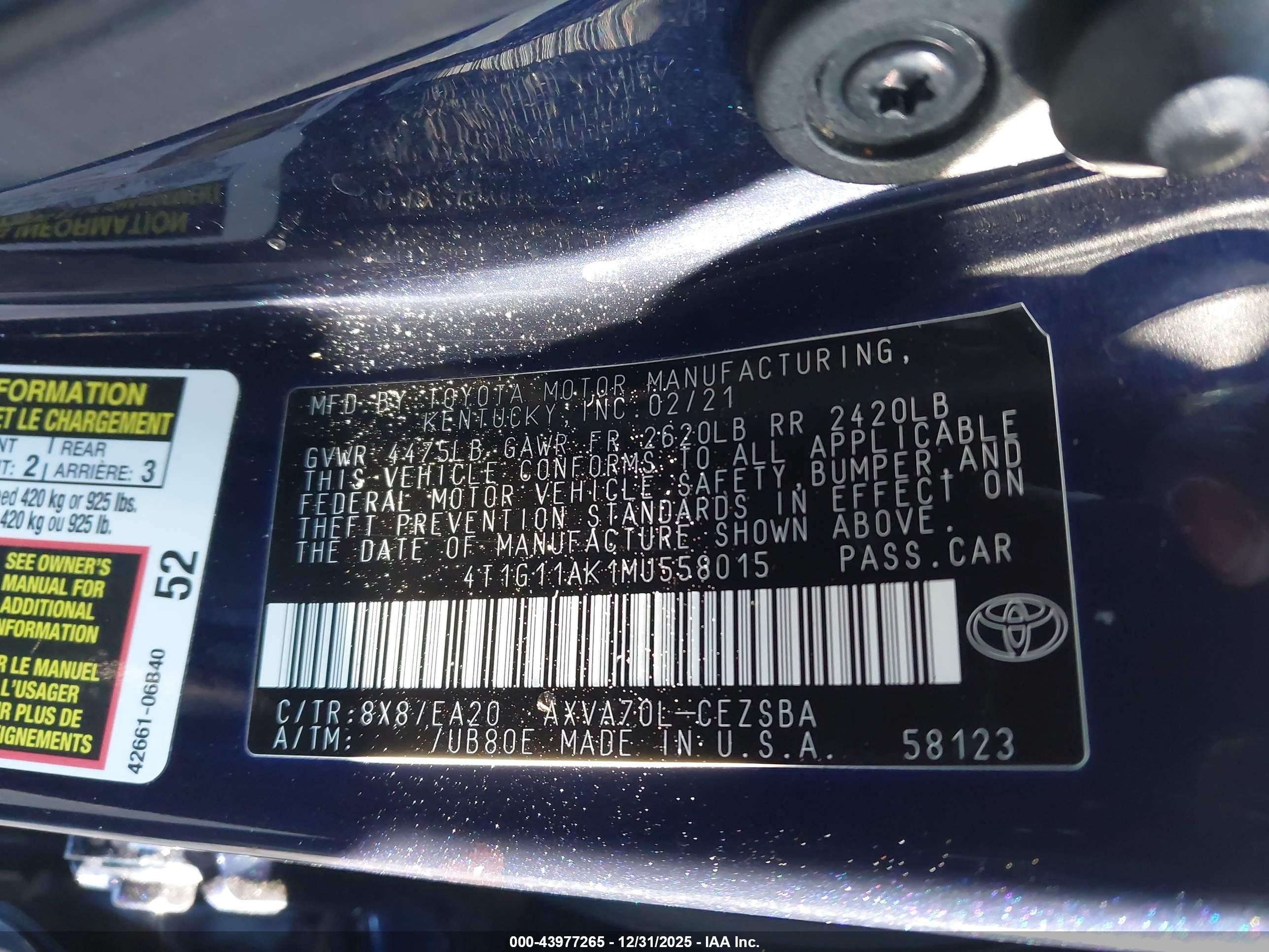 TOYOTA CAMRY image 9