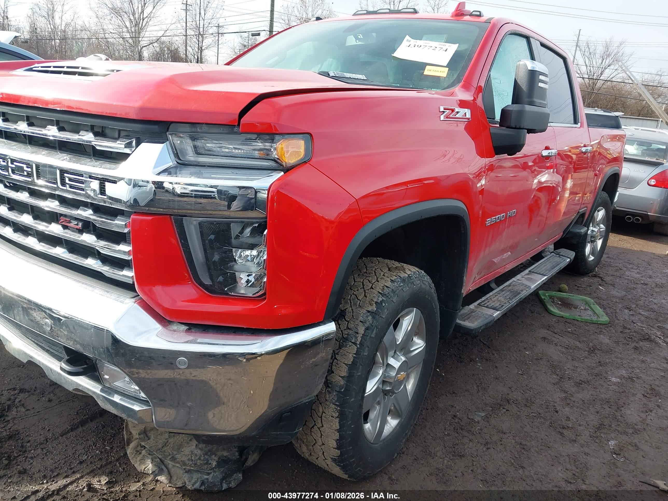 CHEVROLET SILVERADO image 2
