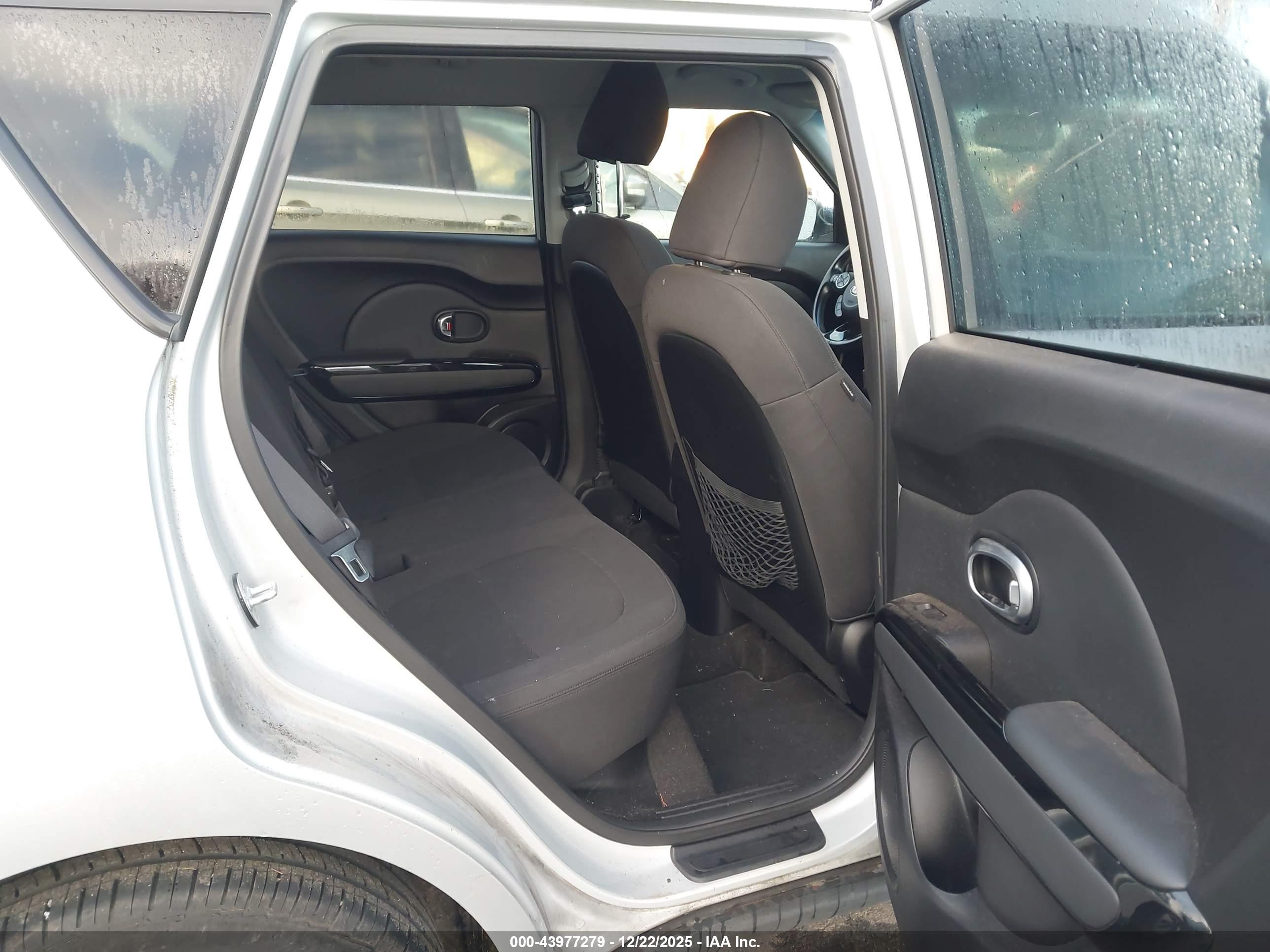 KIA SOUL image 8