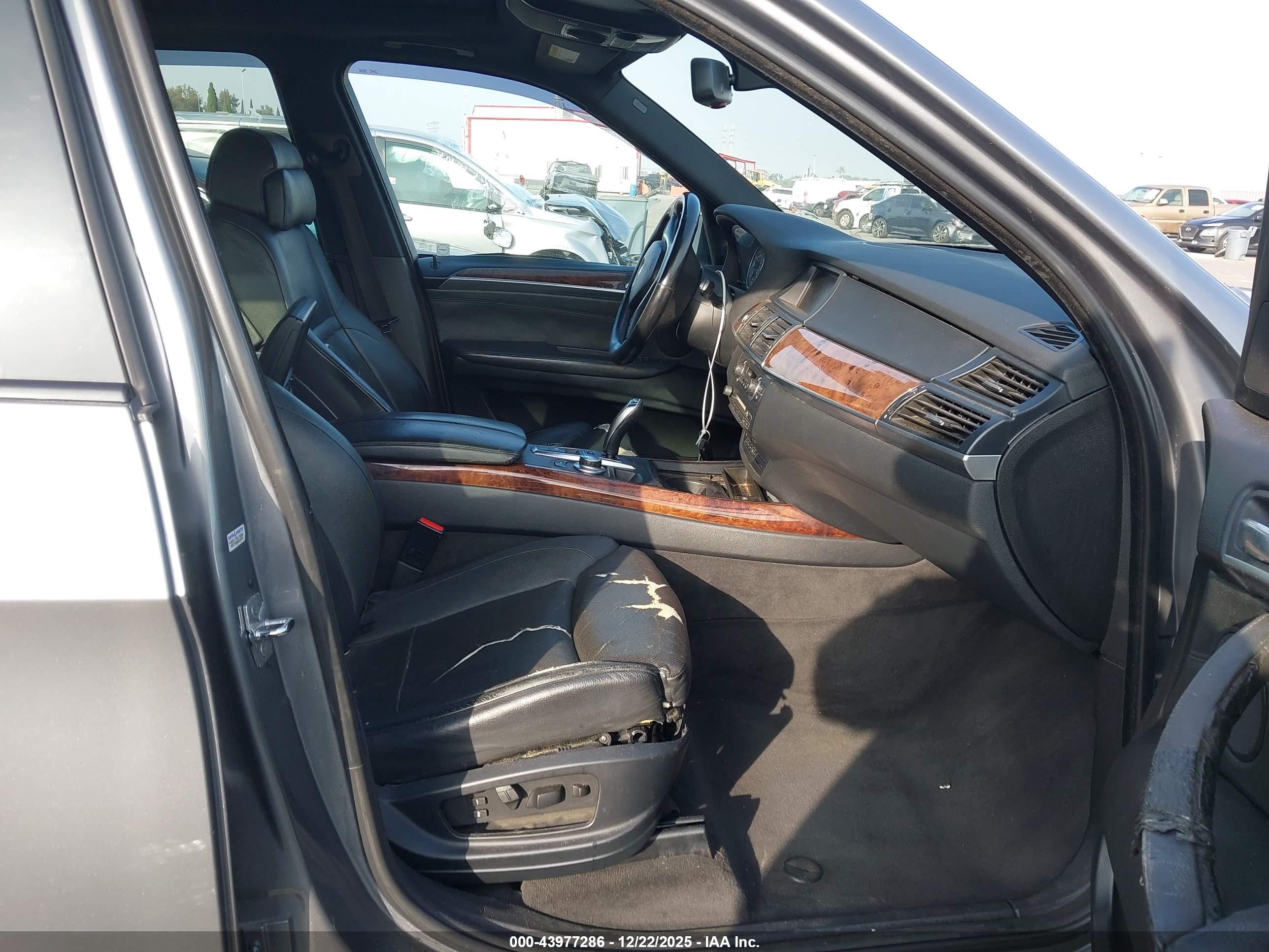 BMW X5 image 5