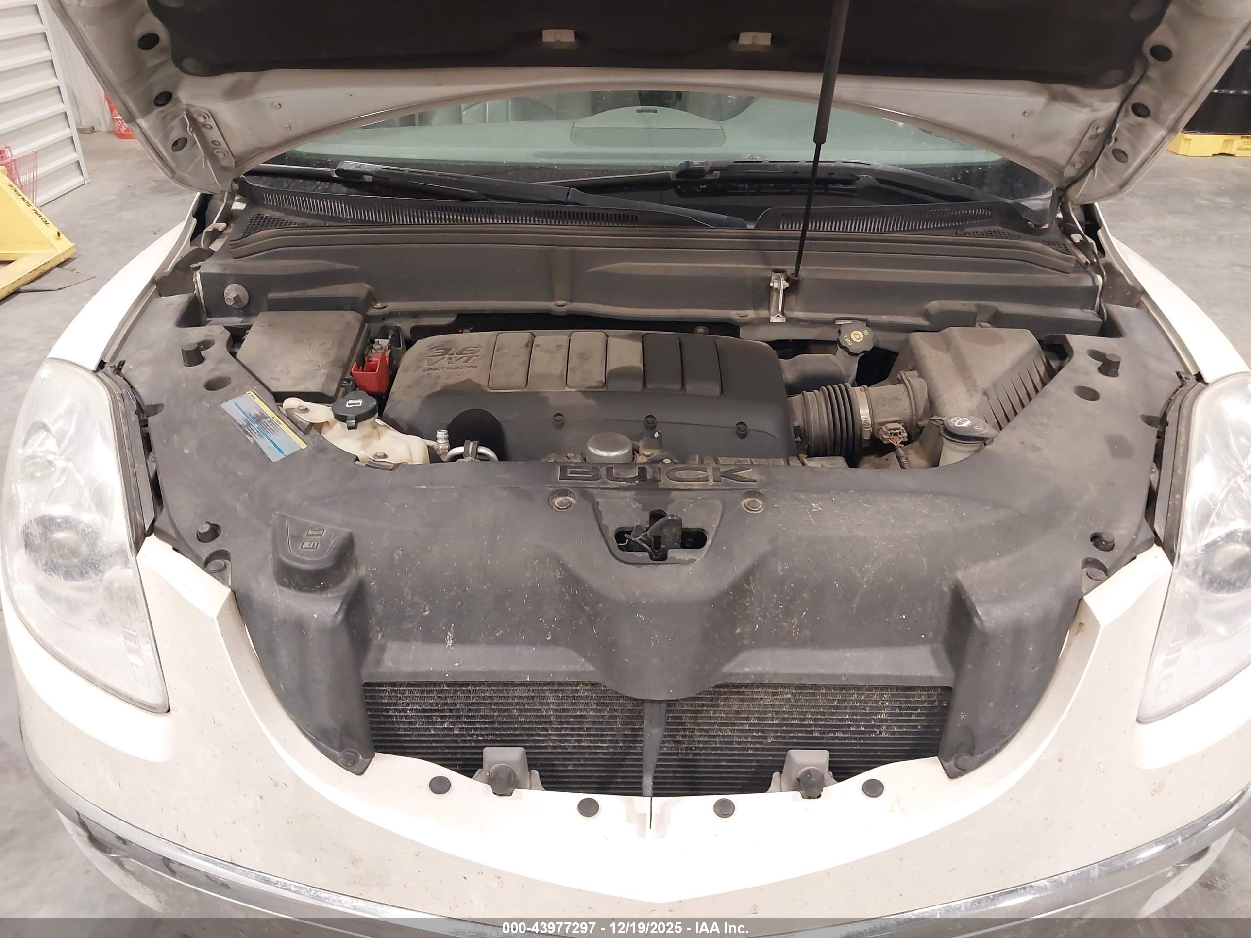 BUICK ENCLAVE image 10
