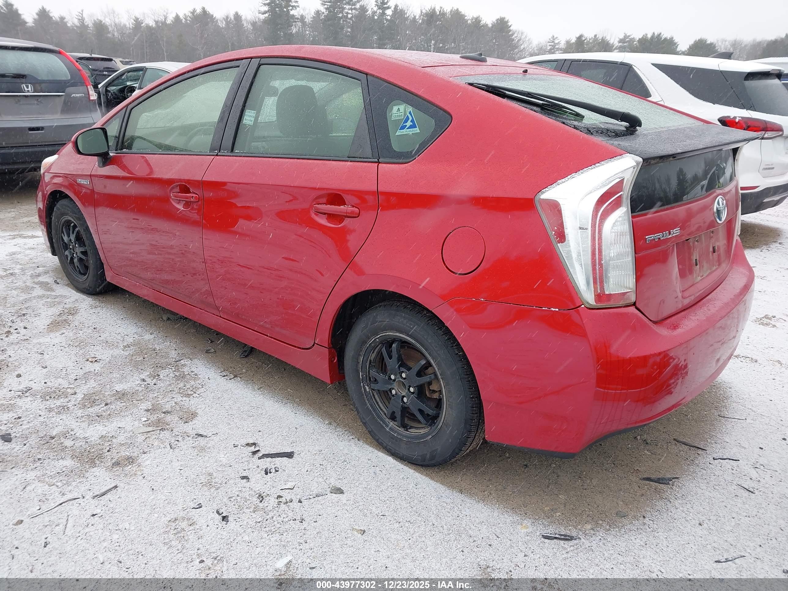 TOYOTA PRIUS image 3