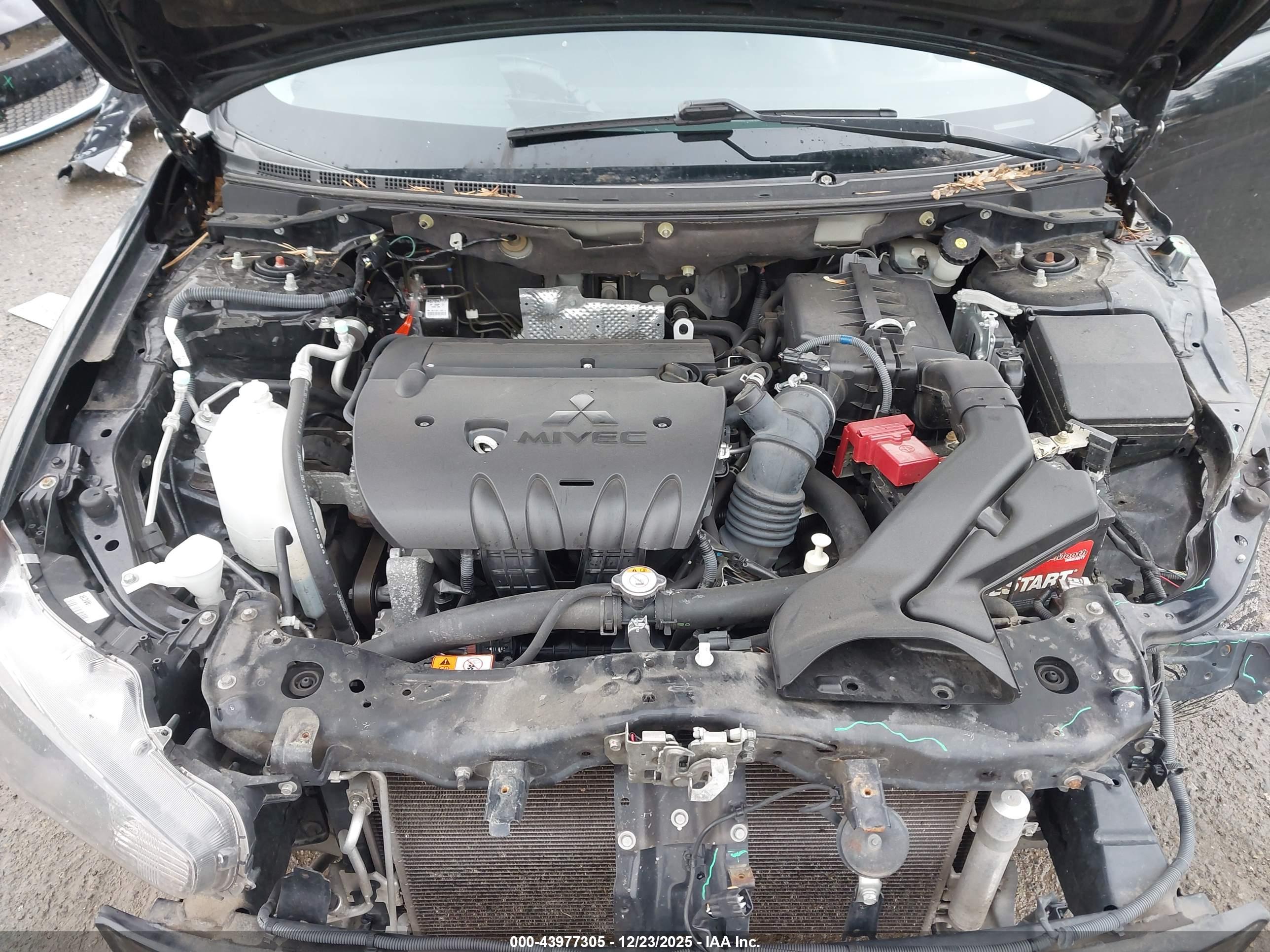 MITSUBISHI LANCER image 10