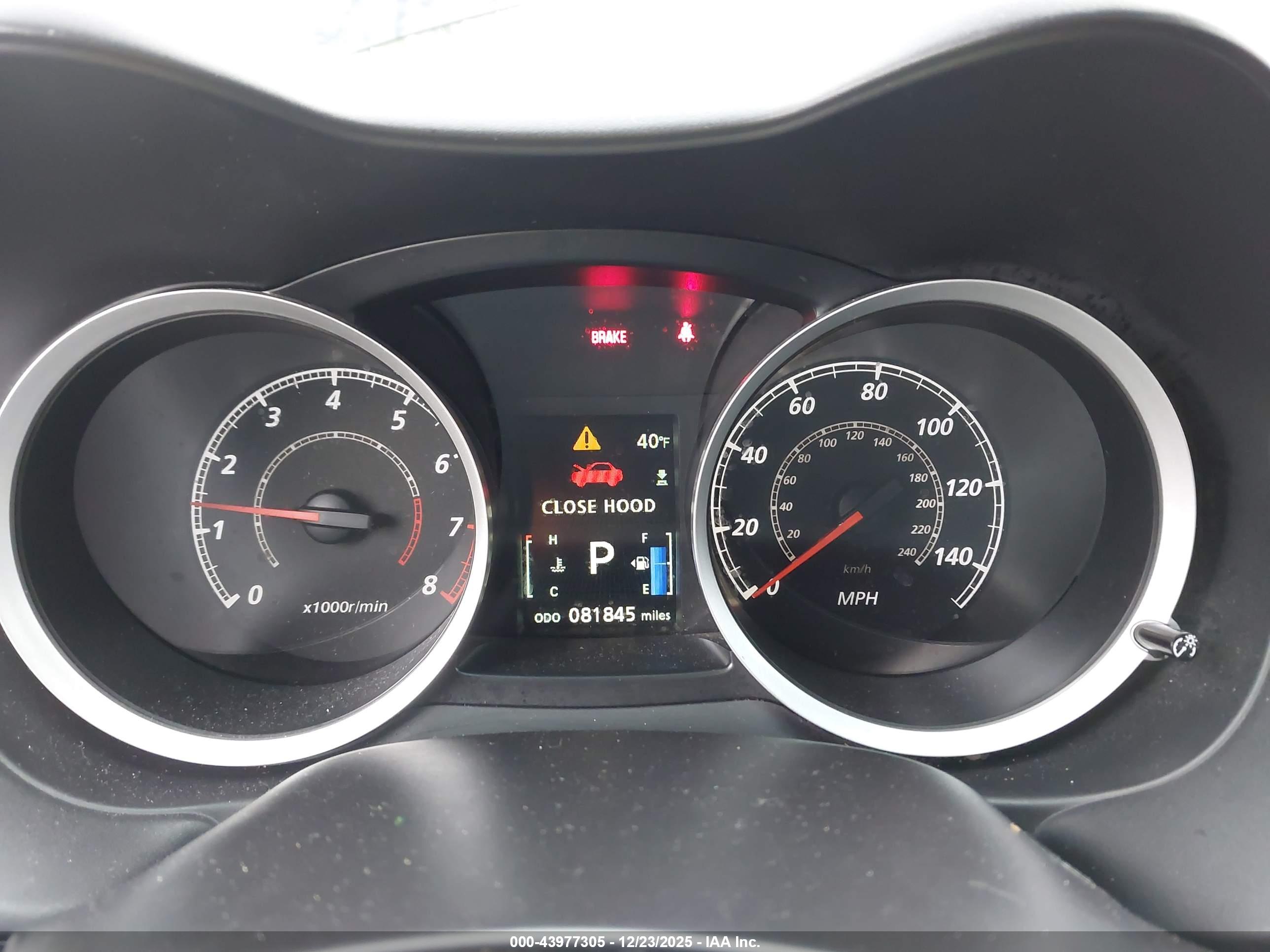 MITSUBISHI LANCER image 7