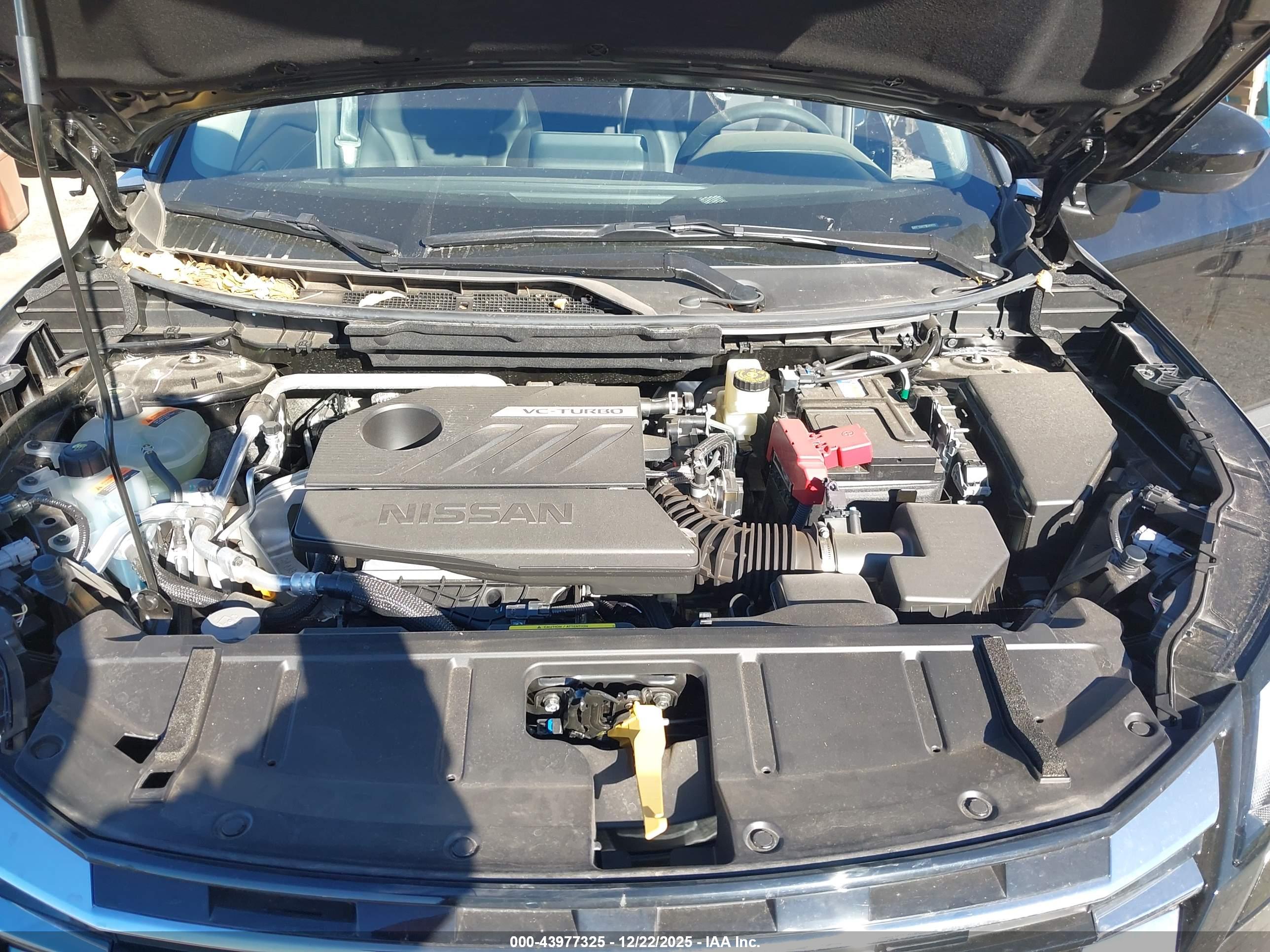 NISSAN ROGUE image 10