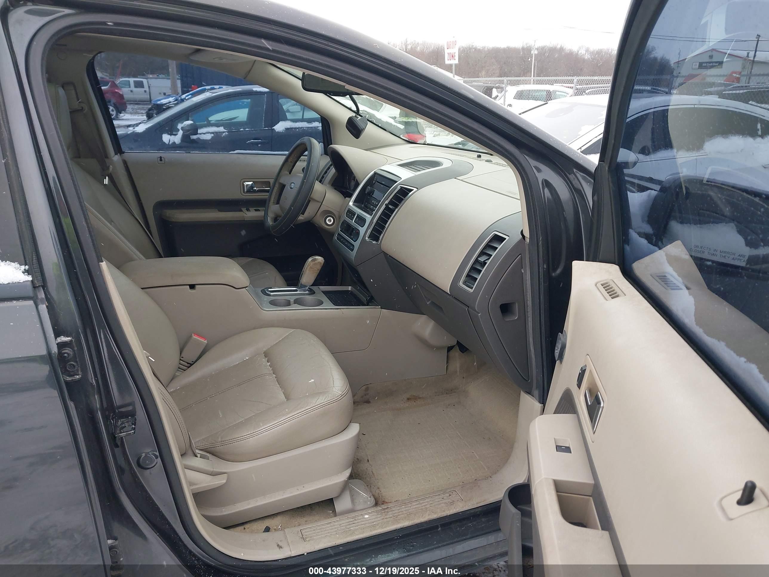 FORD EDGE image 5
