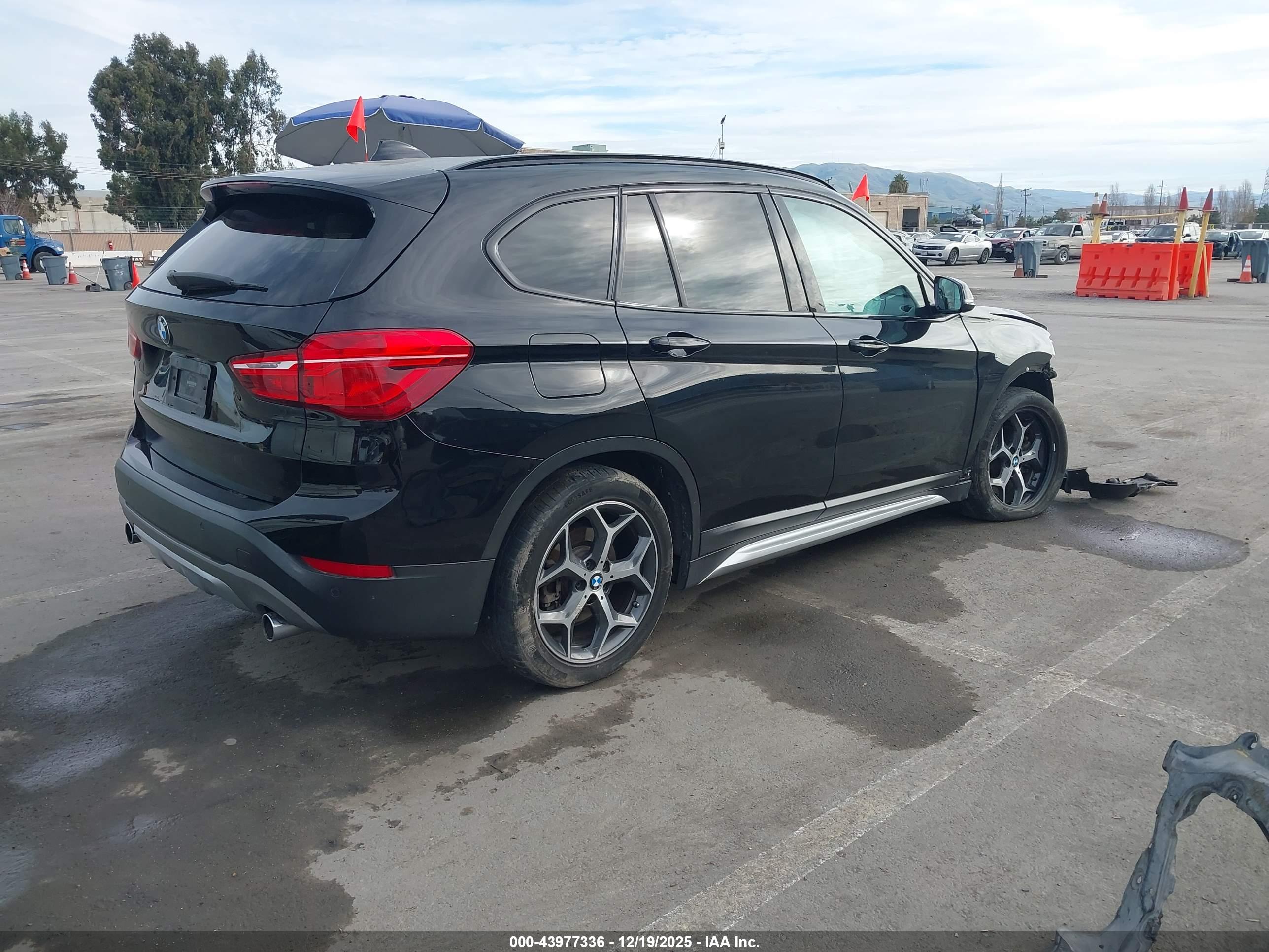 BMW X1 image 4