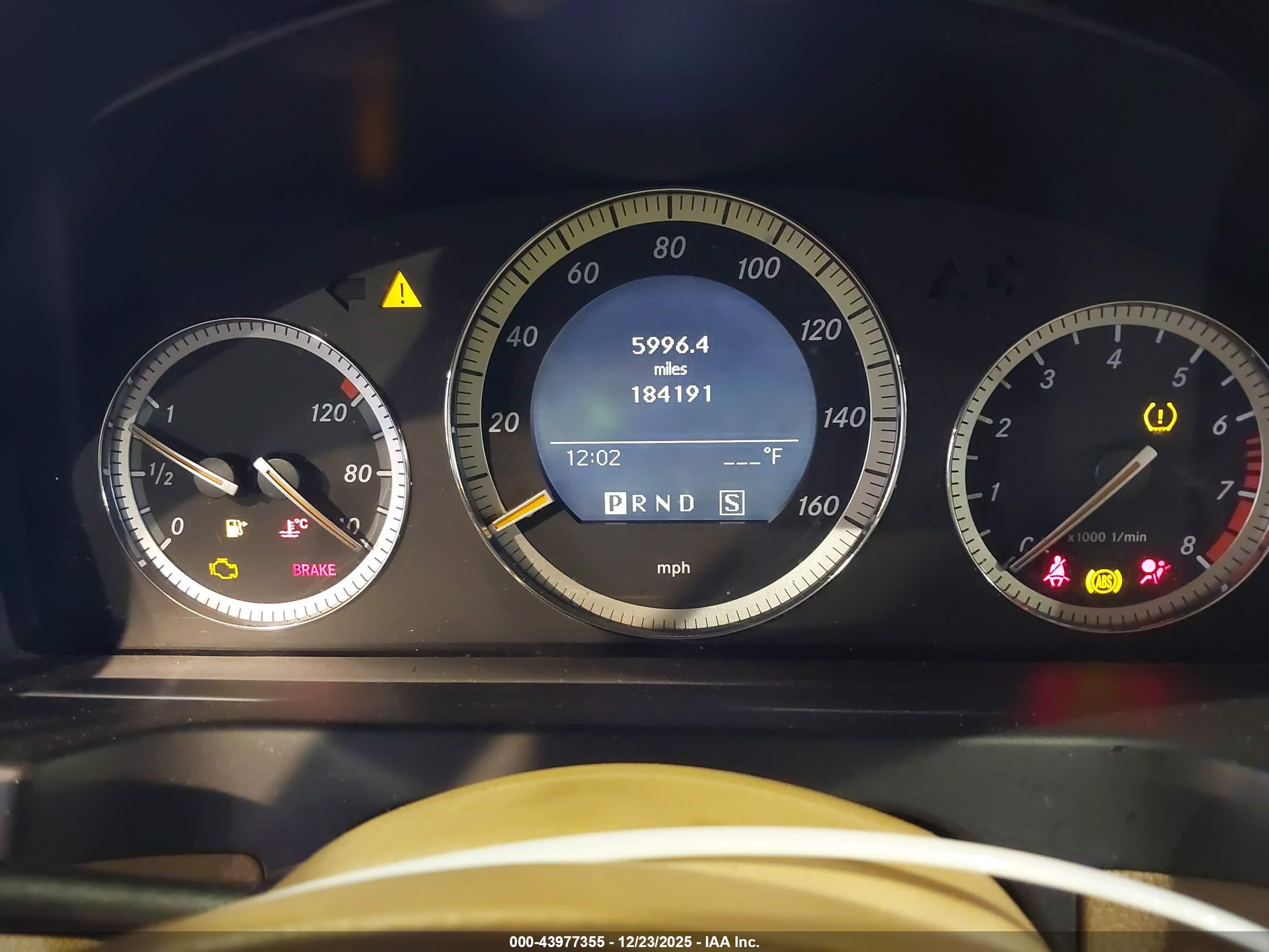 MERCEDES-BENZ C image 7