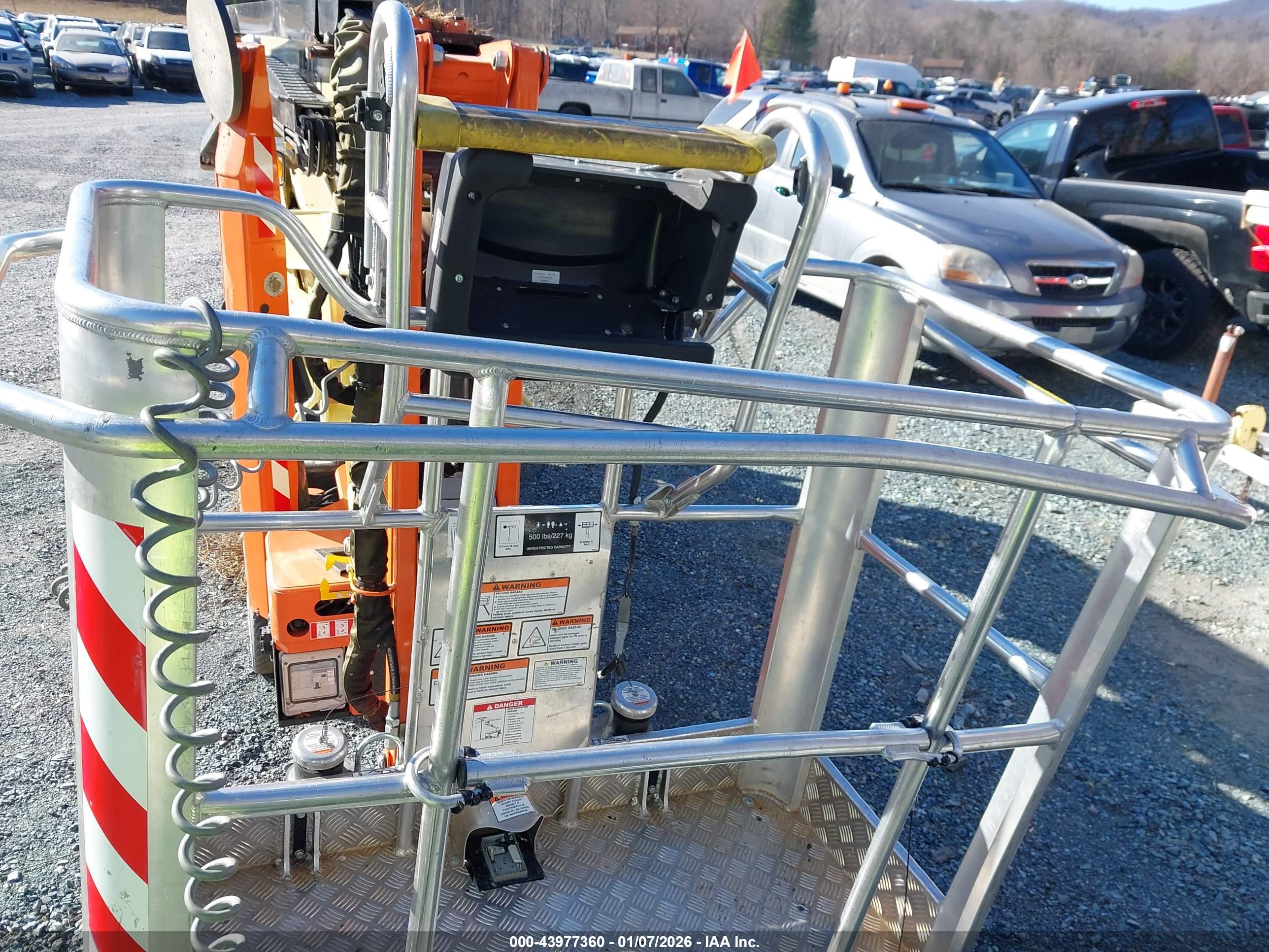 JLG X600AJ image 5
