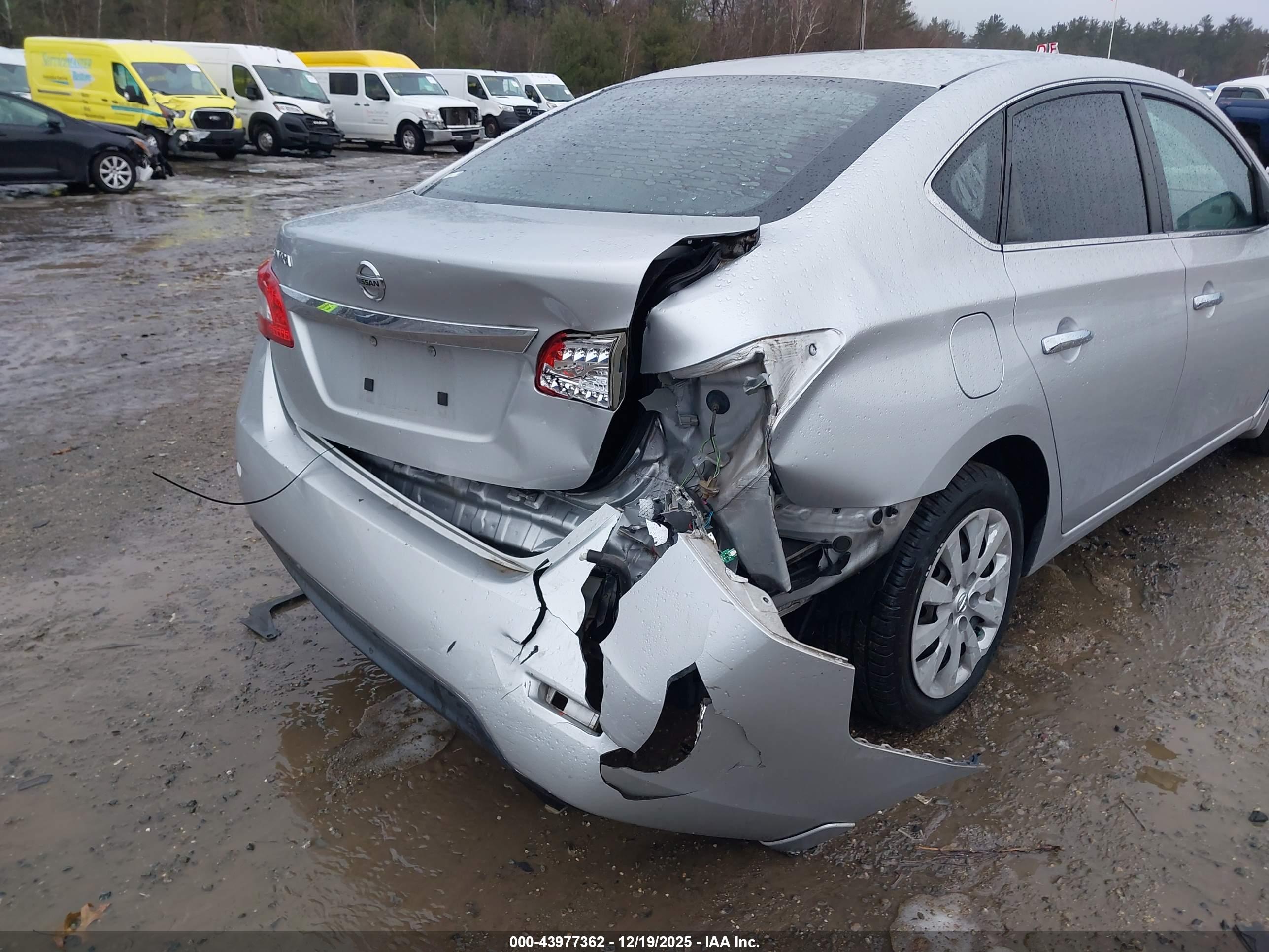 NISSAN SENTRA image 6