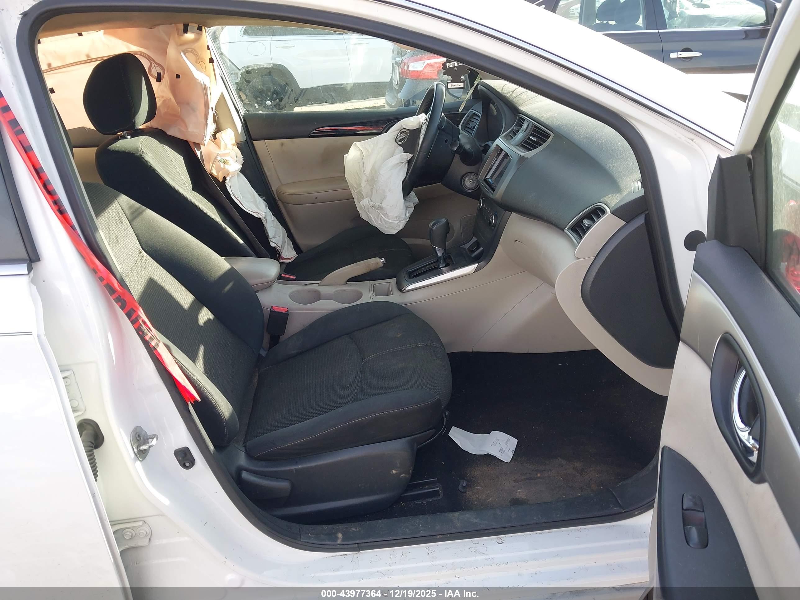 NISSAN SENTRA image 5
