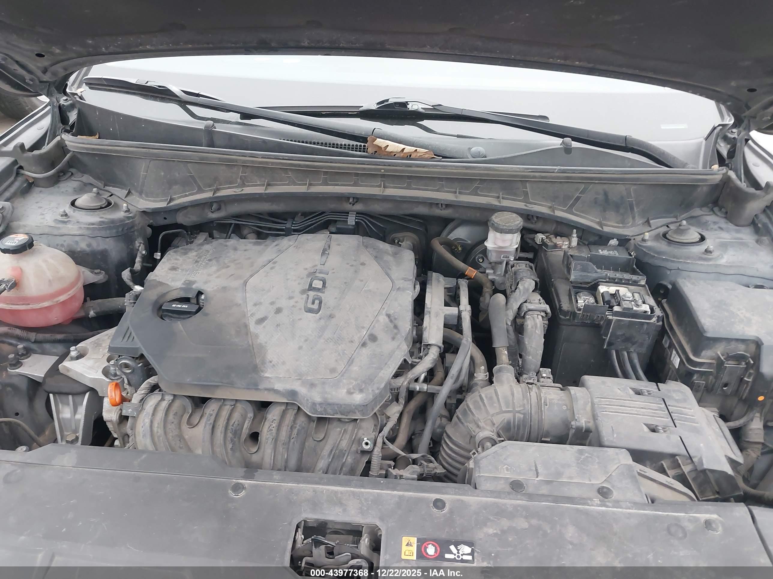 HYUNDAI TUCSON image 10