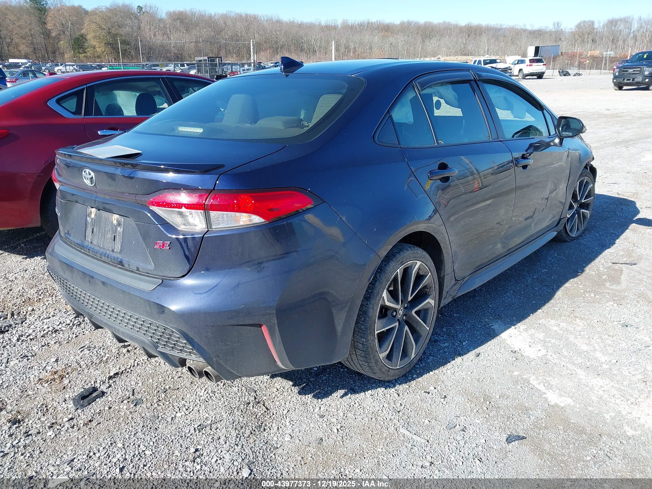 TOYOTA COROLLA image 4