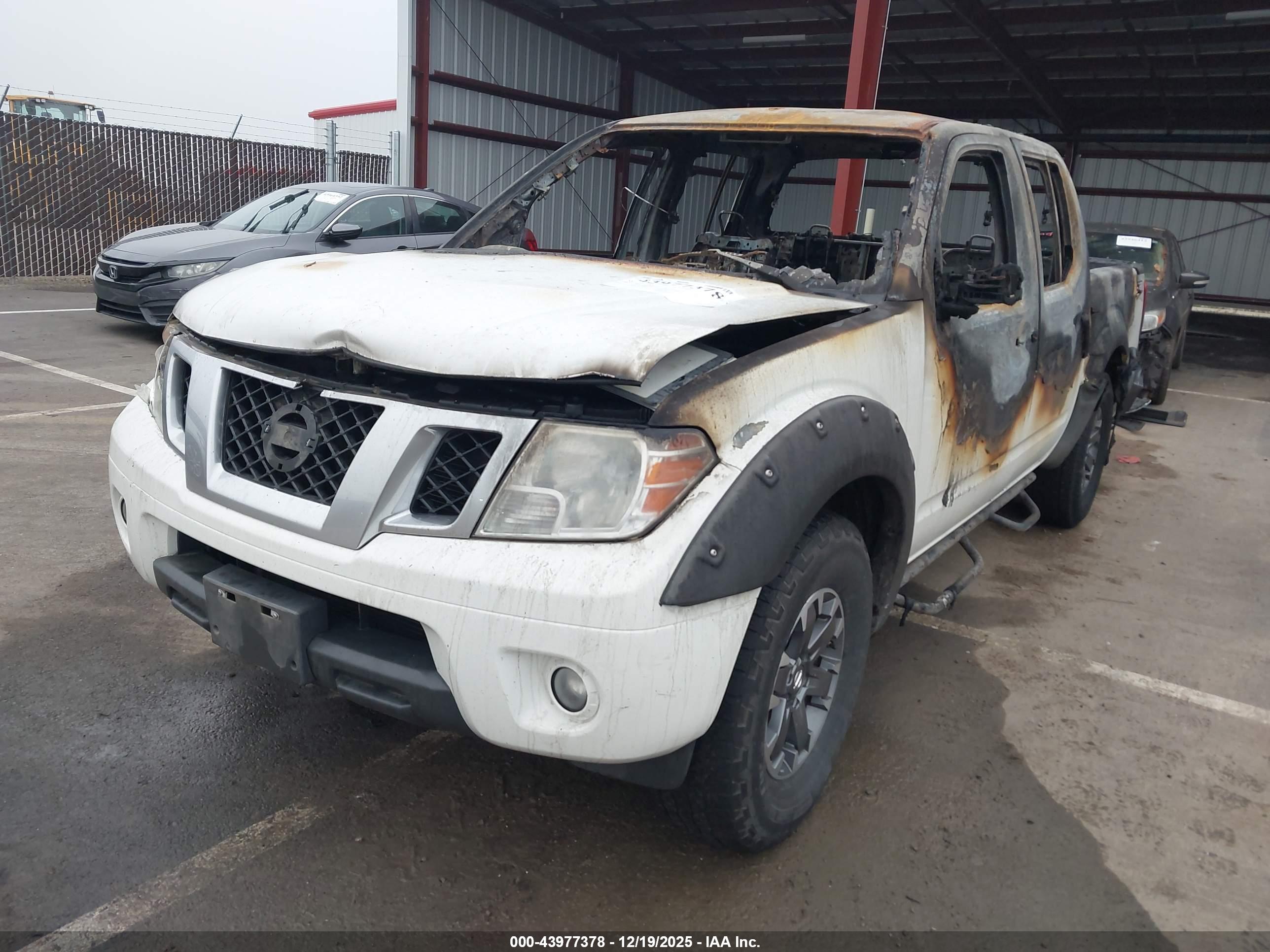 NISSAN FRONTIER image 2