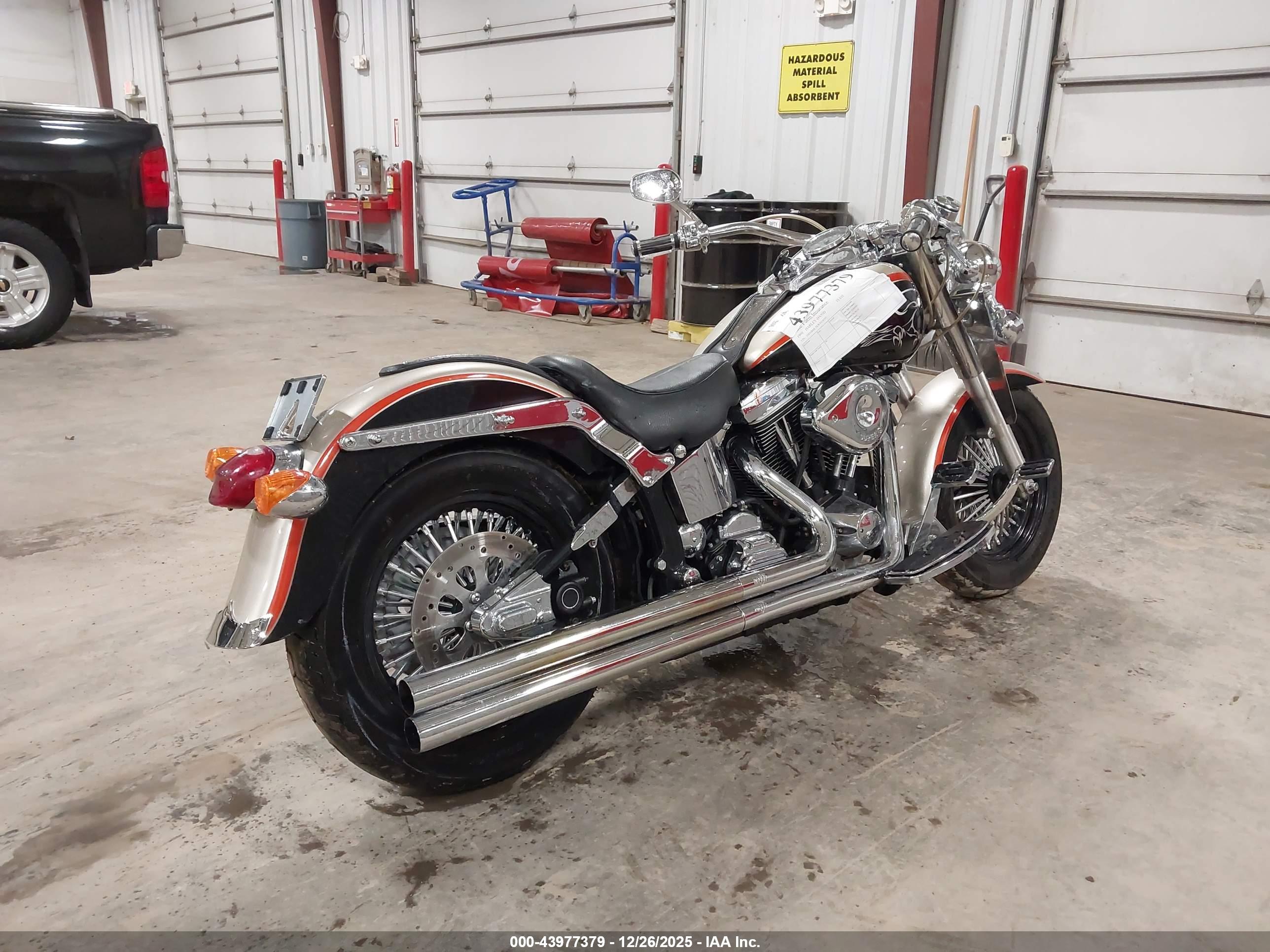 HARLEY-DAVIDSON FLSTF image 4