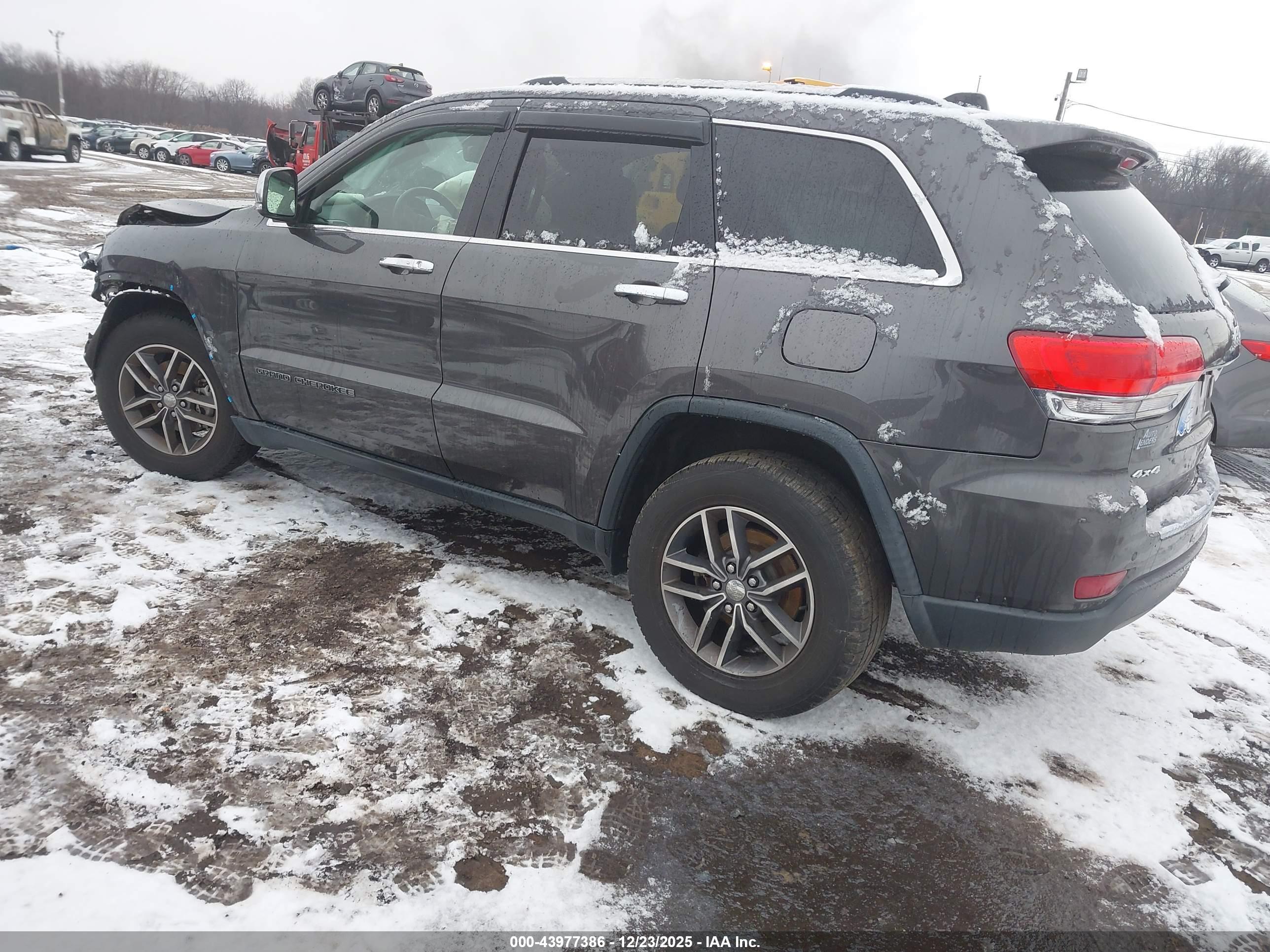 JEEP GRAND image 3