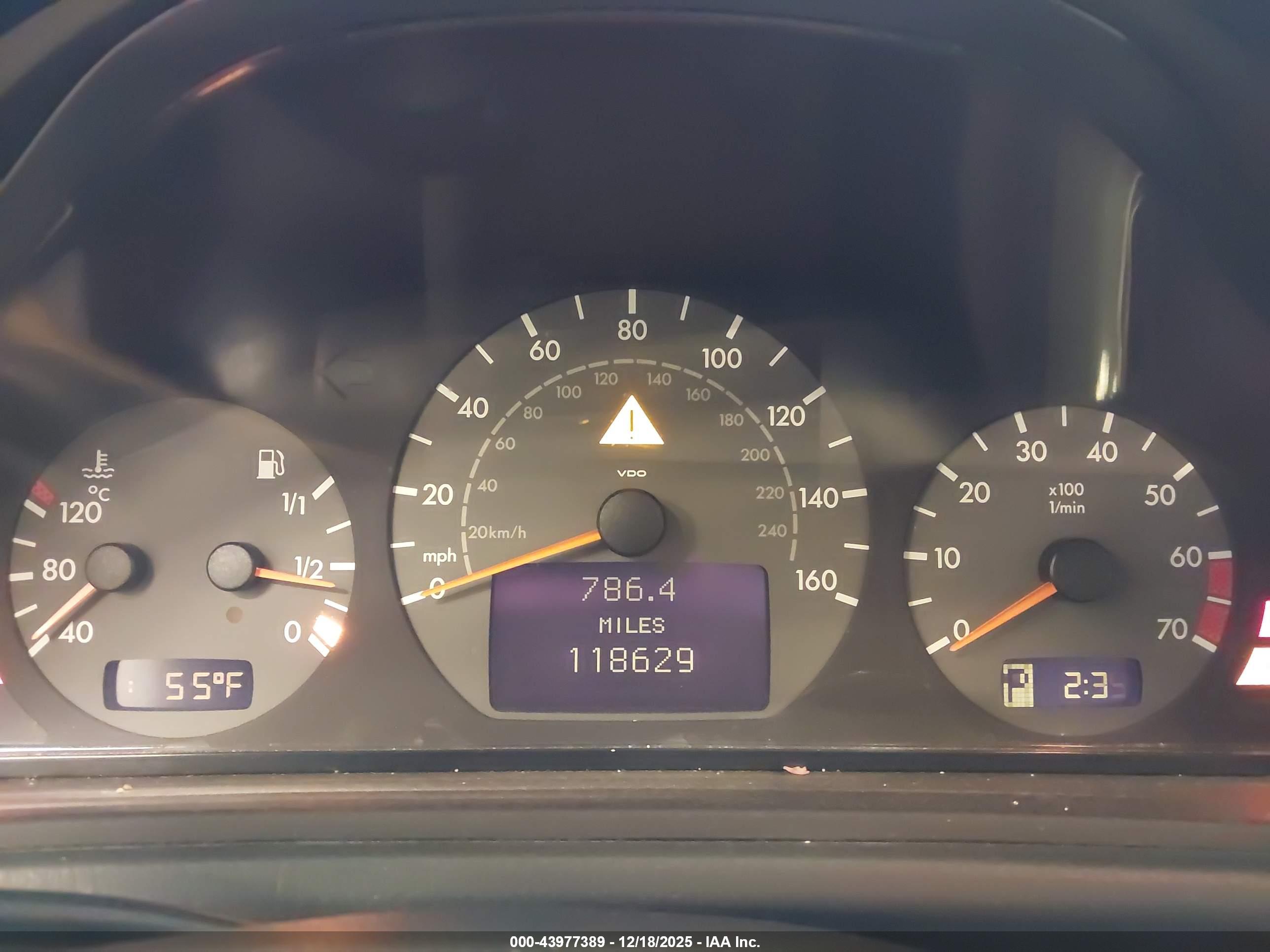 MERCEDES-BENZ CLK image 7