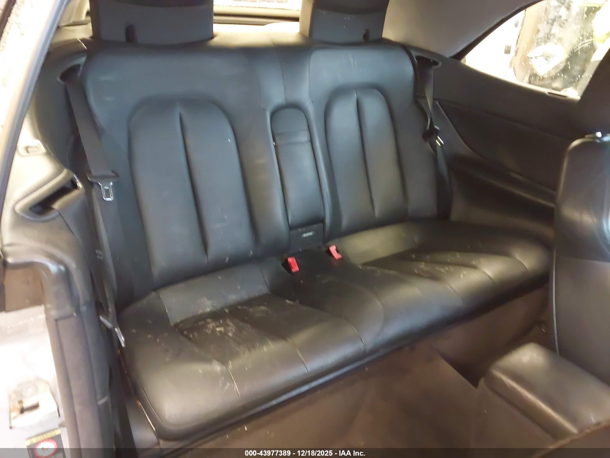MERCEDES-BENZ CLK image 8