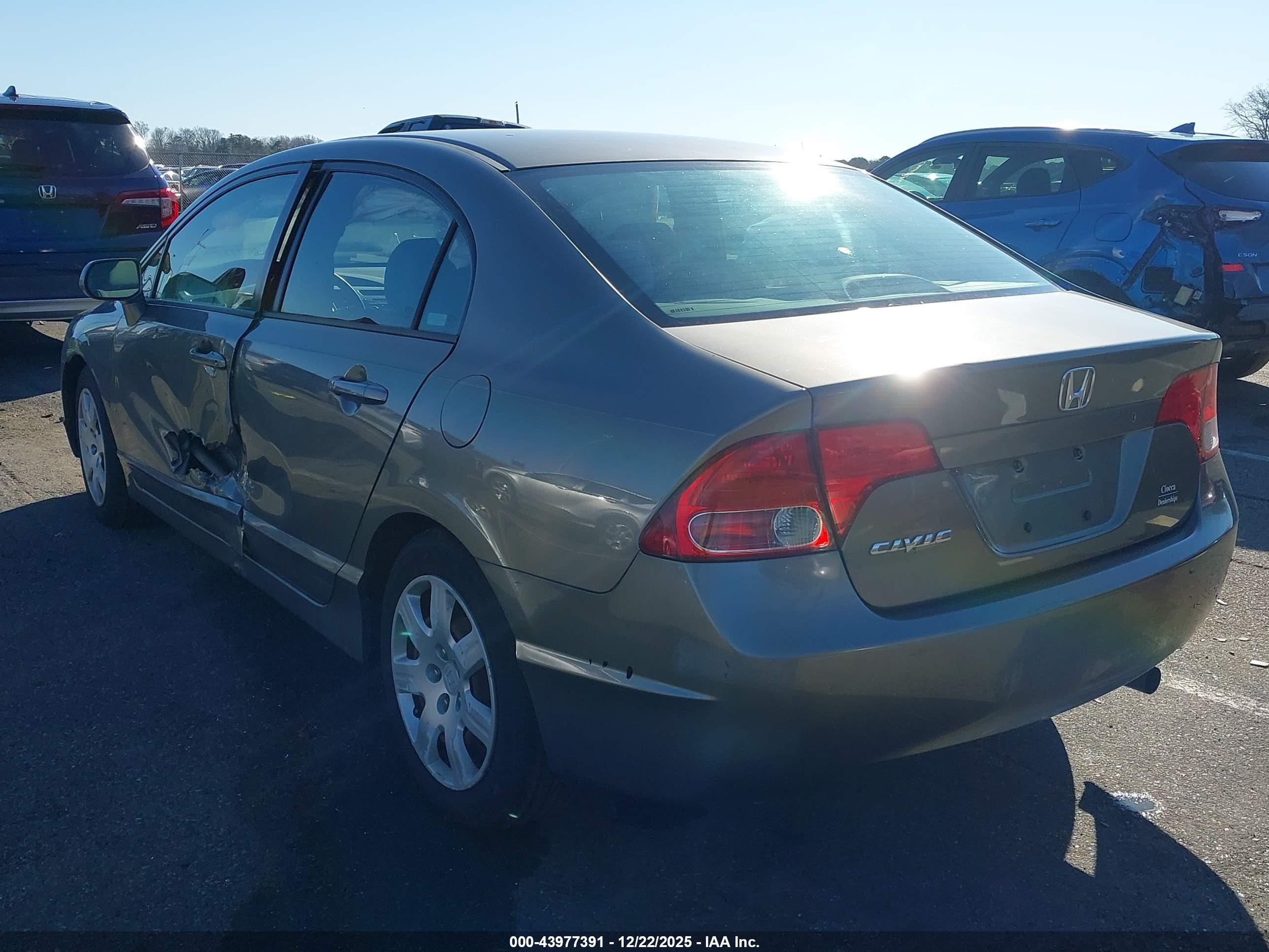 HONDA CIVIC image 3