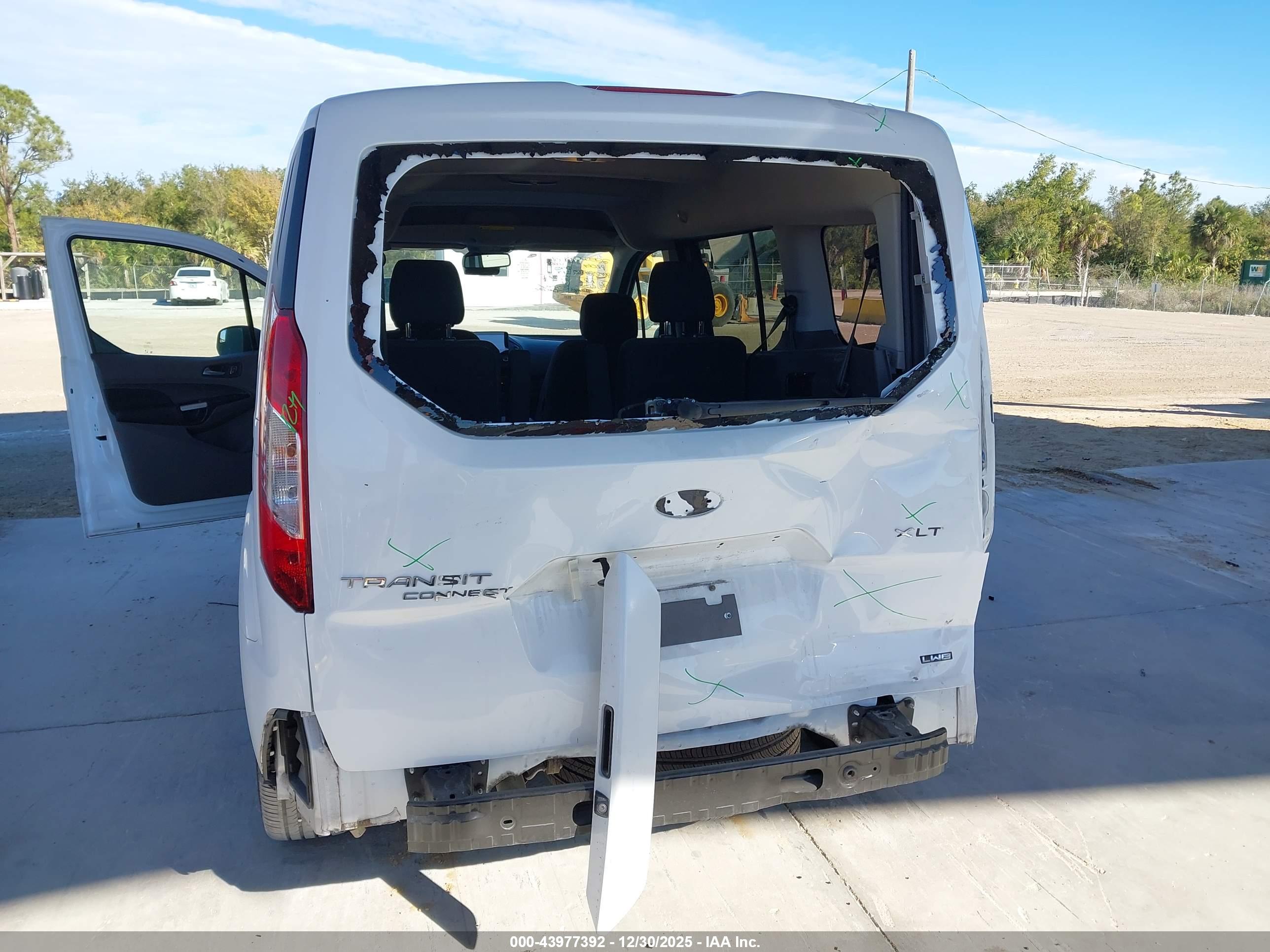 FORD TRANSIT image 6