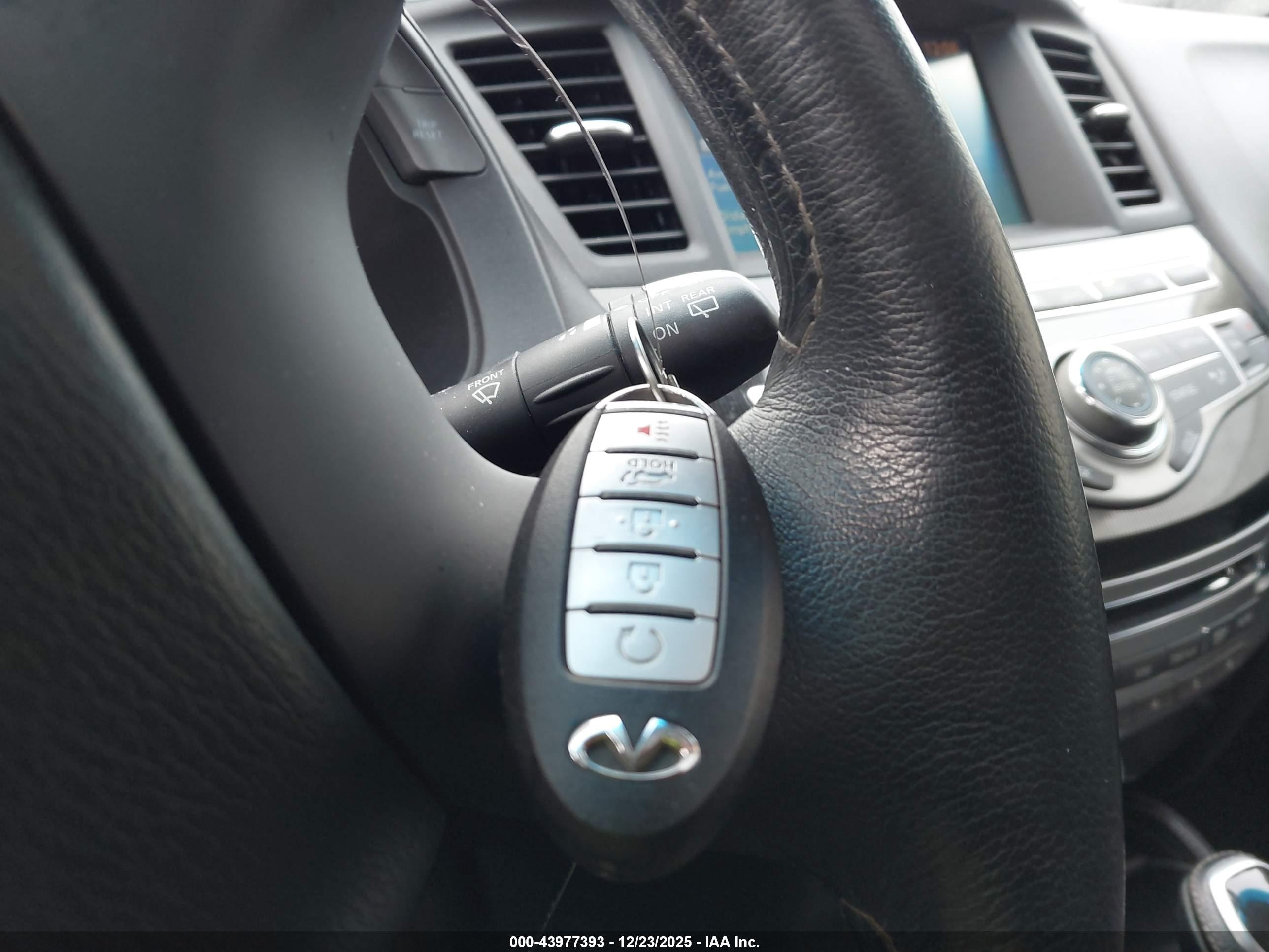 INFINITI QX60 image 11