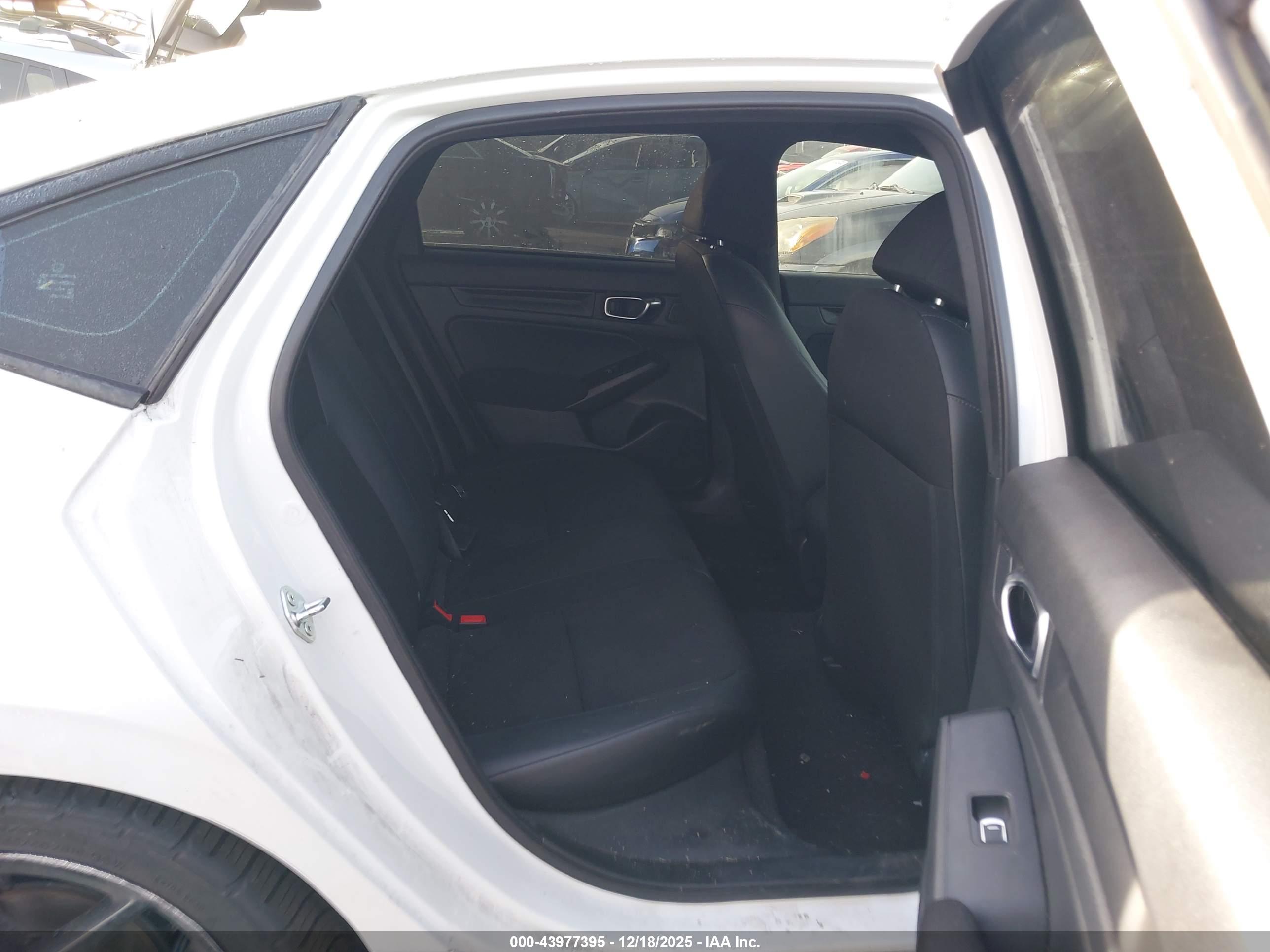 HONDA CIVIC image 8