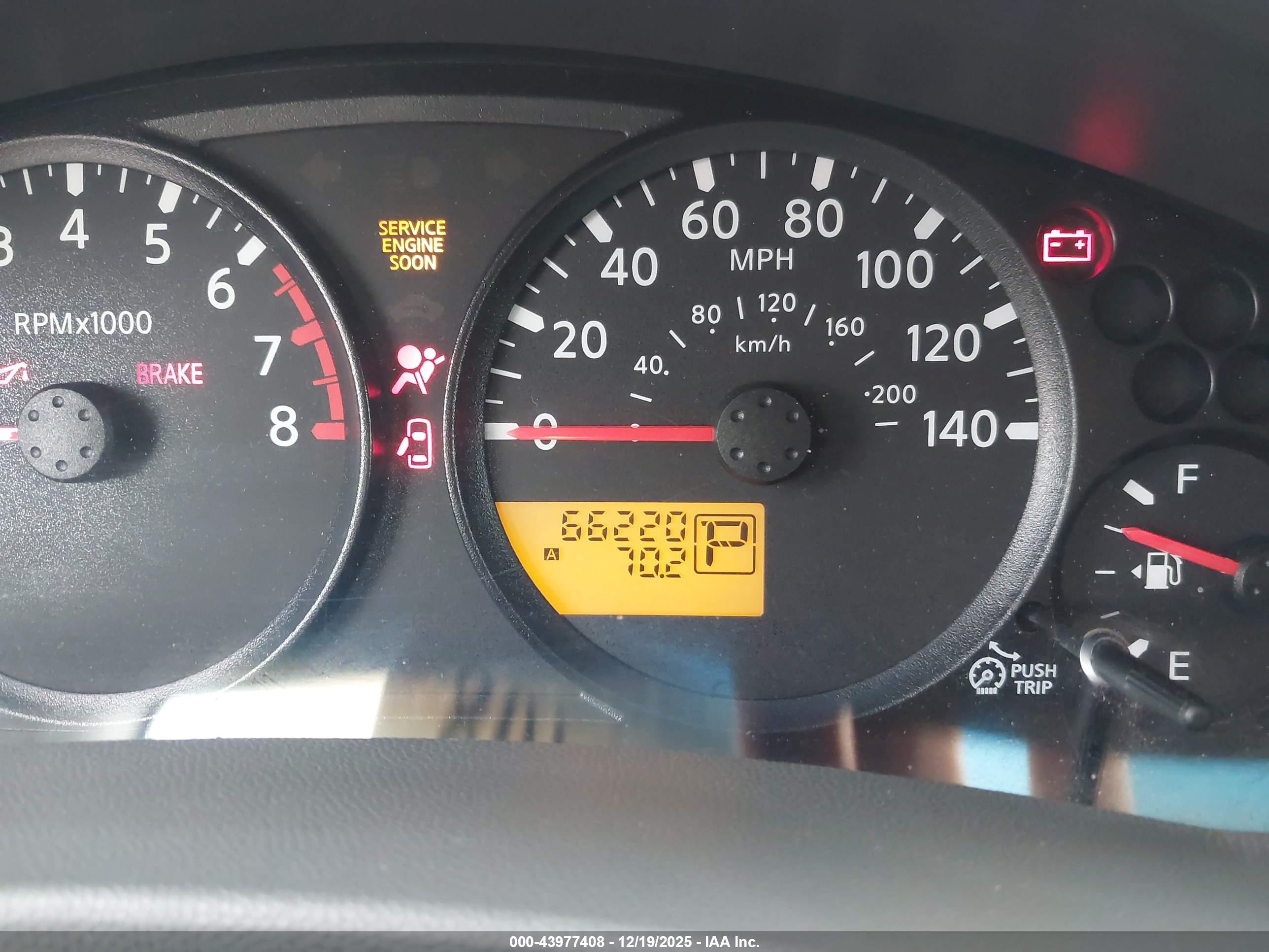 NISSAN FRONTIER image 7