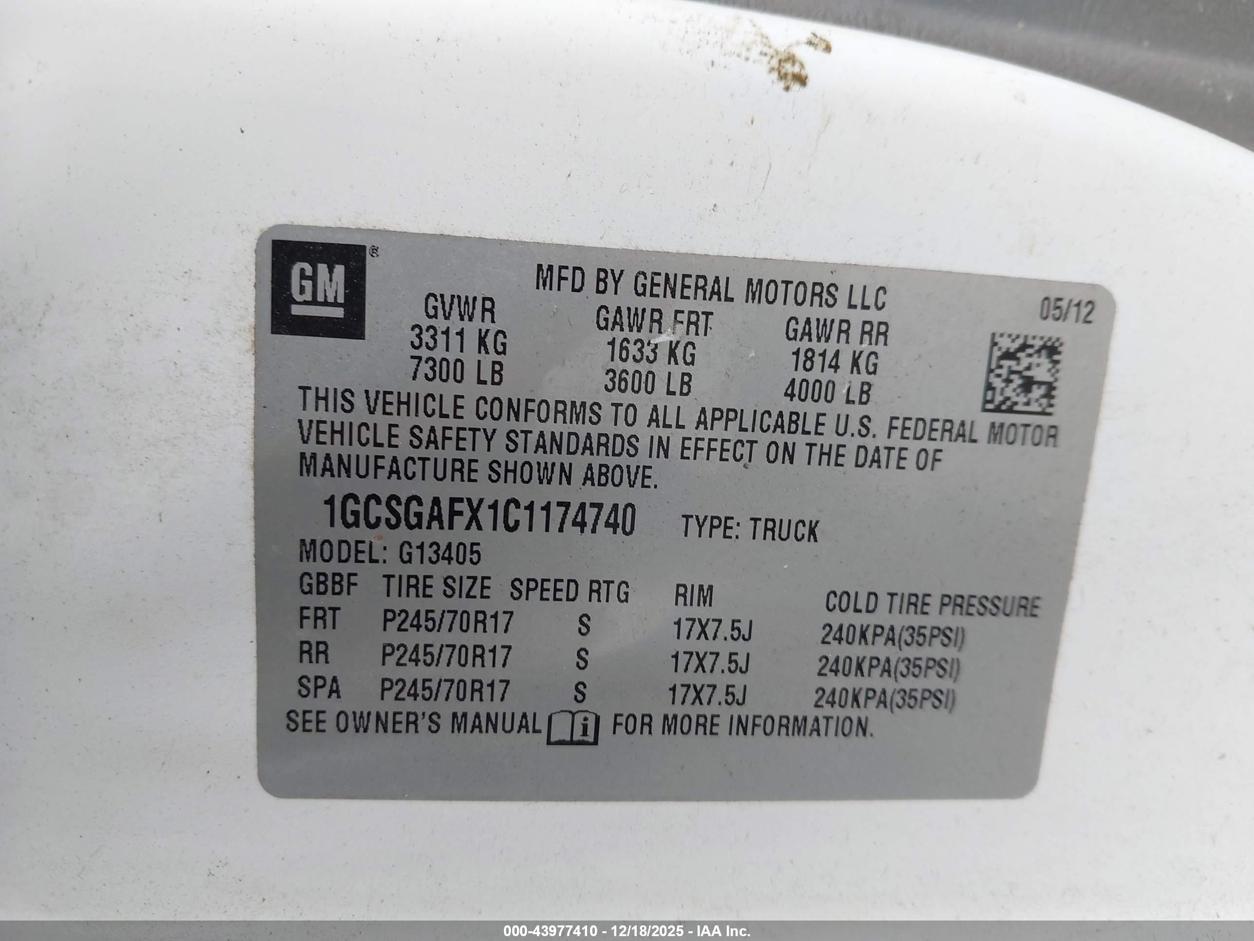 CHEVROLET EXPRESS image 9
