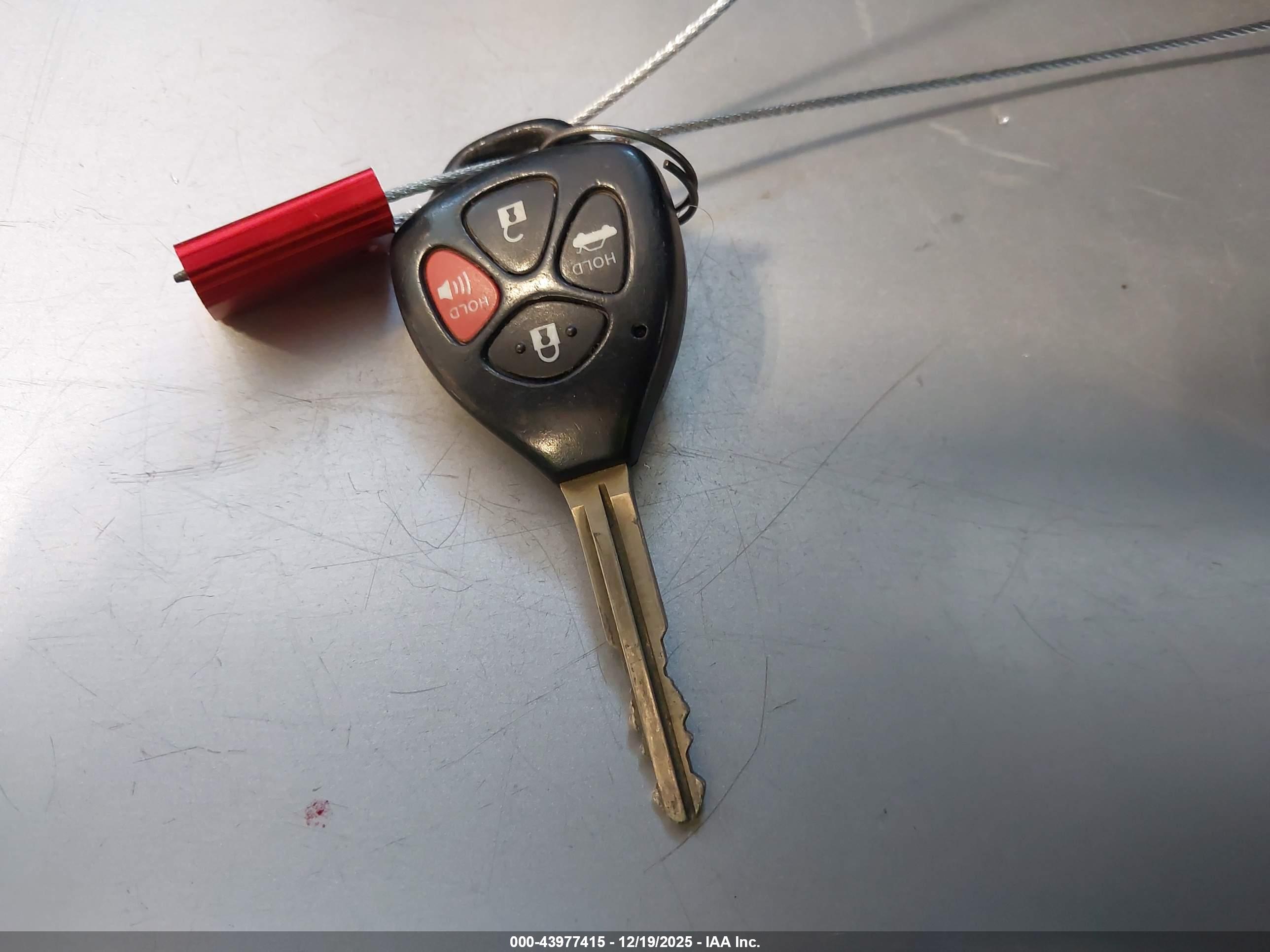 TOYOTA COROLLA image 11