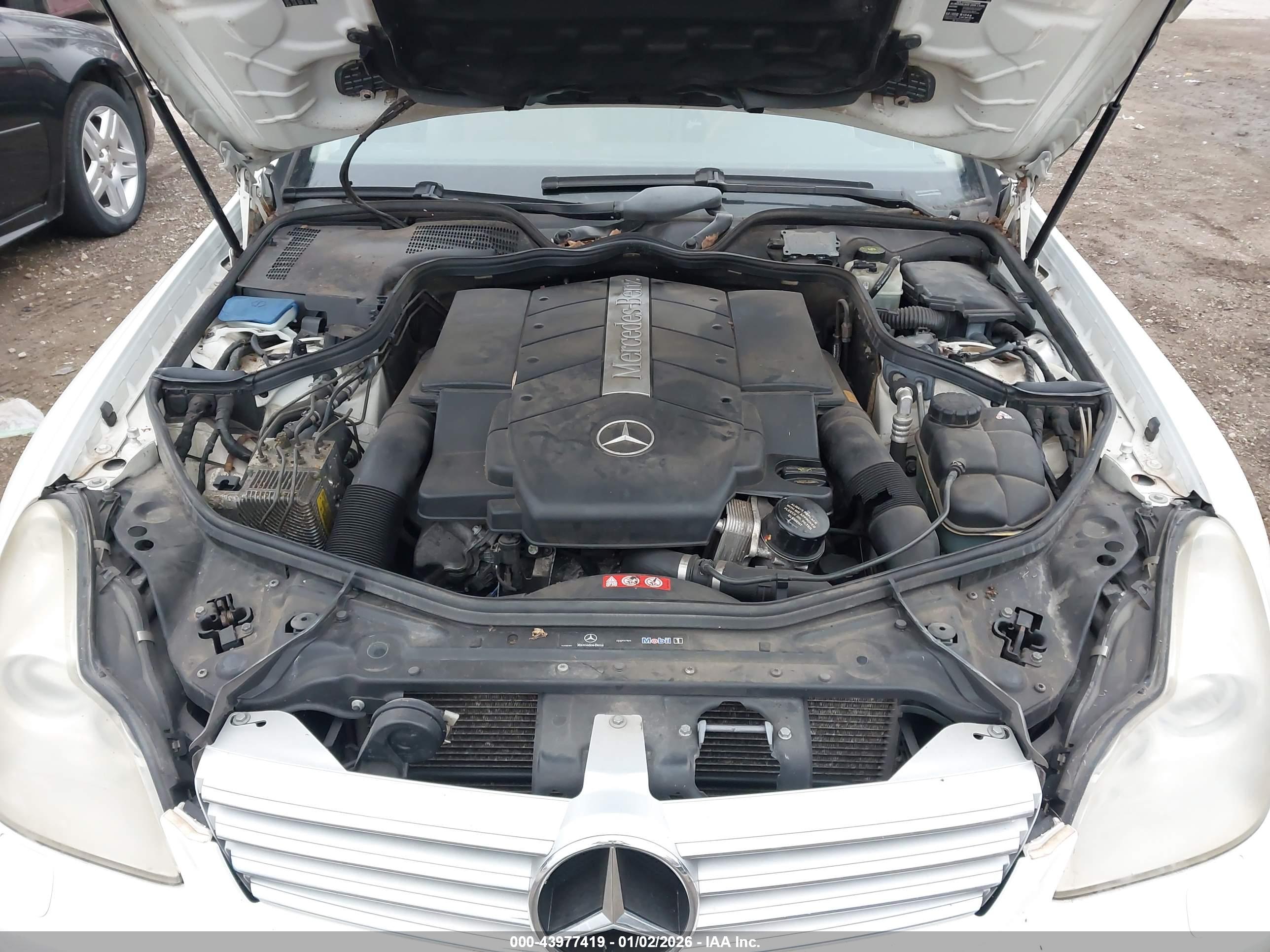 MERCEDES-BENZ CLS image 10