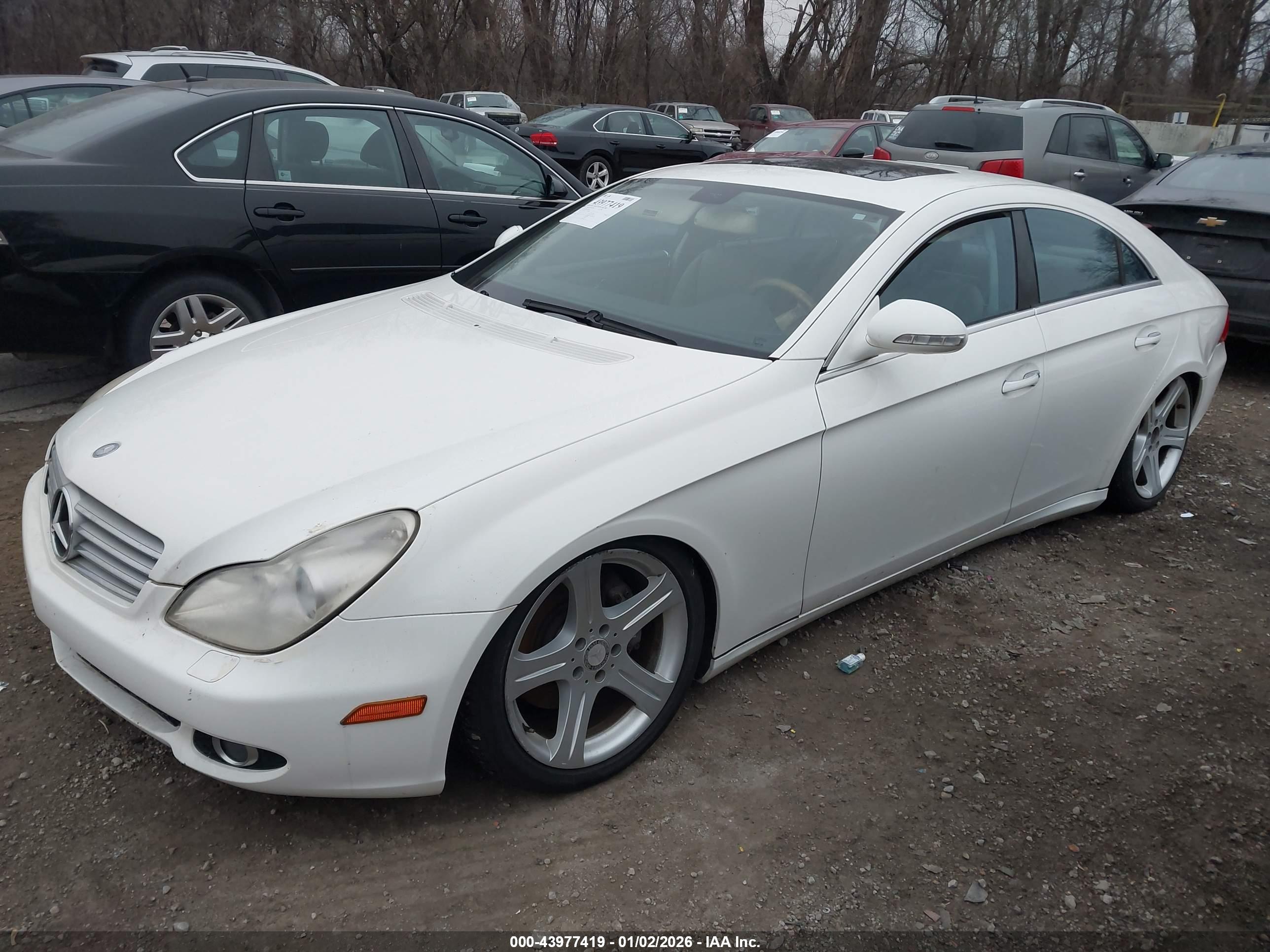 MERCEDES-BENZ CLS image 2