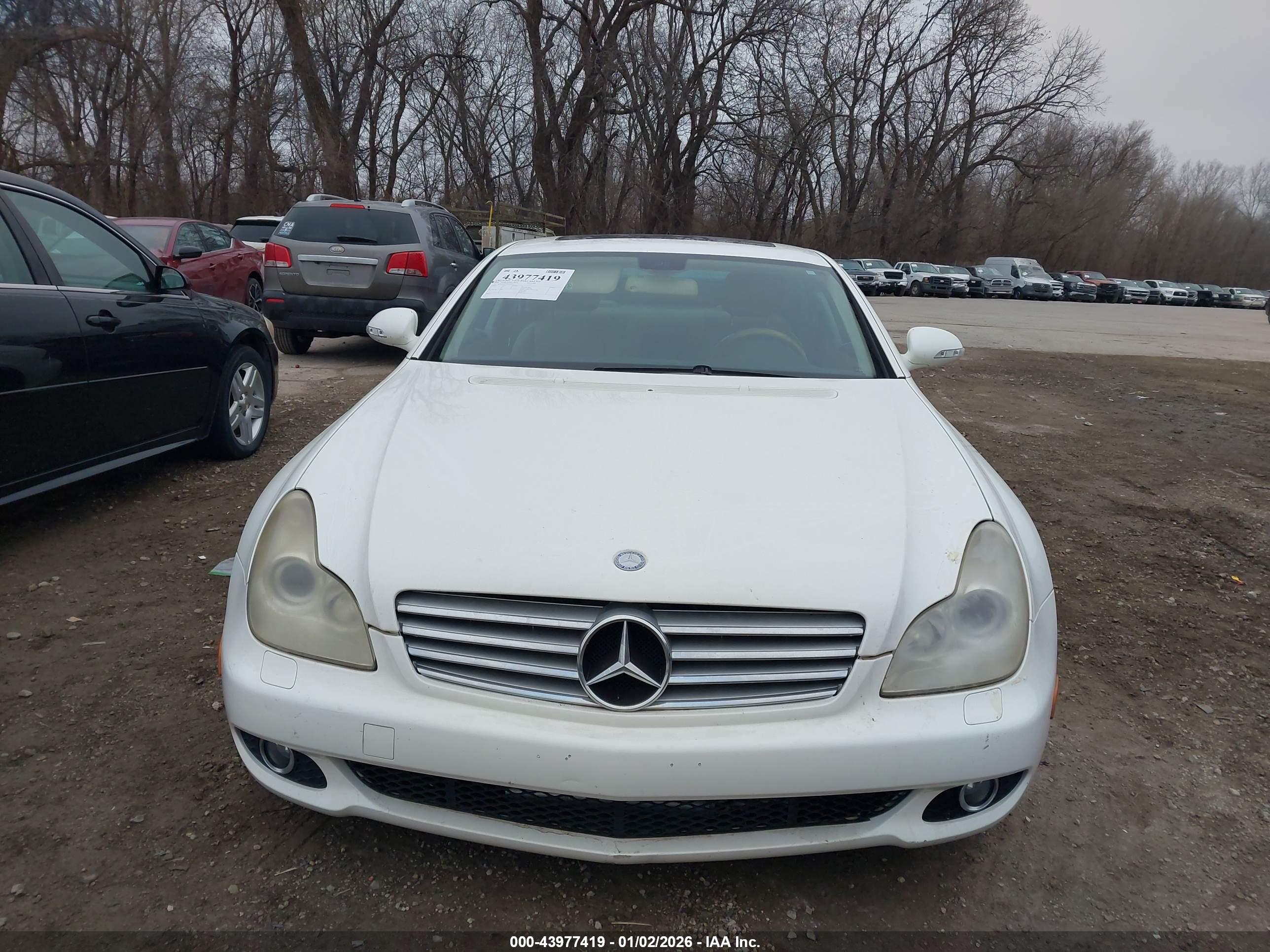 MERCEDES-BENZ CLS image 6
