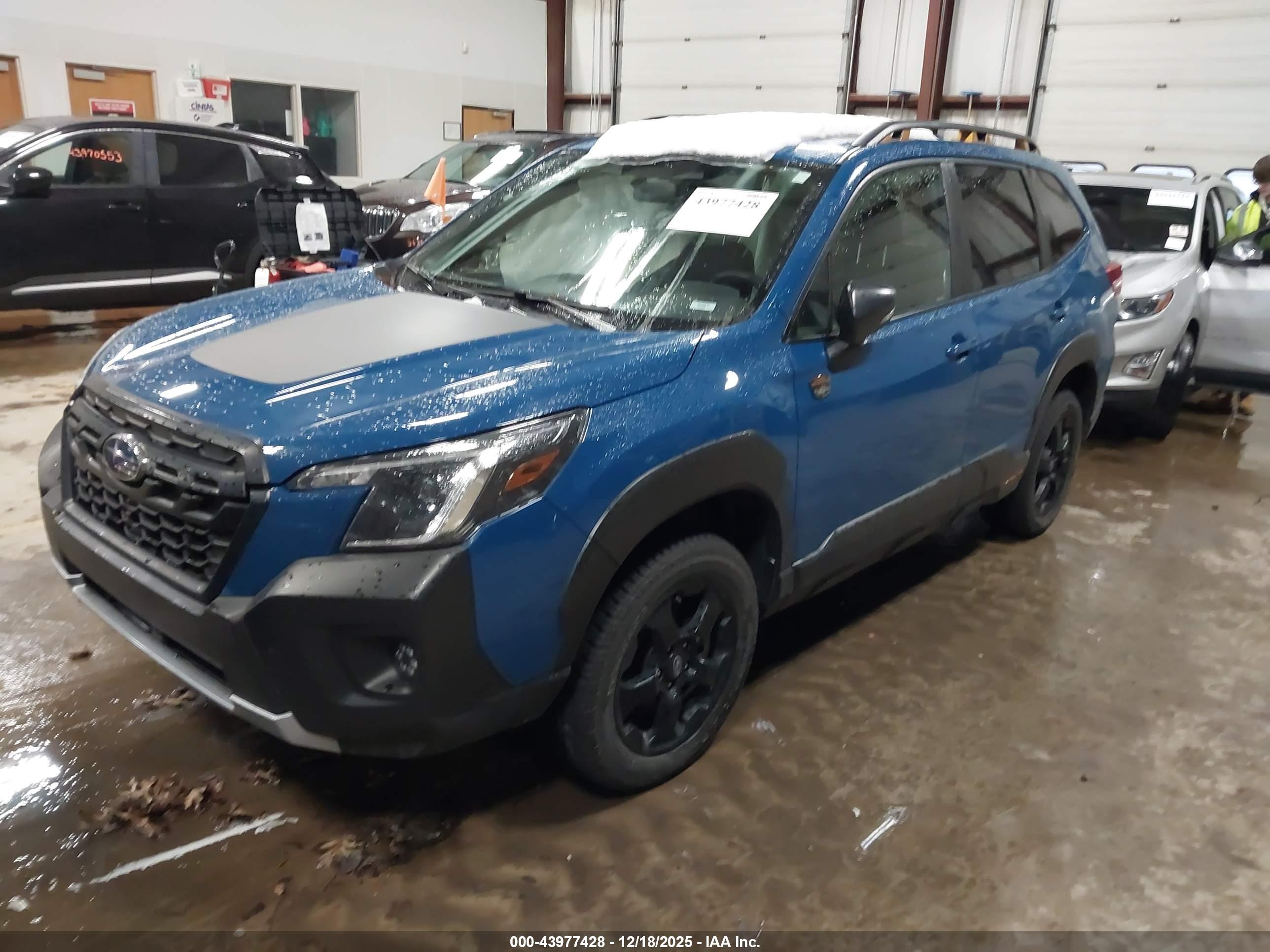 SUBARU FORESTER image 2