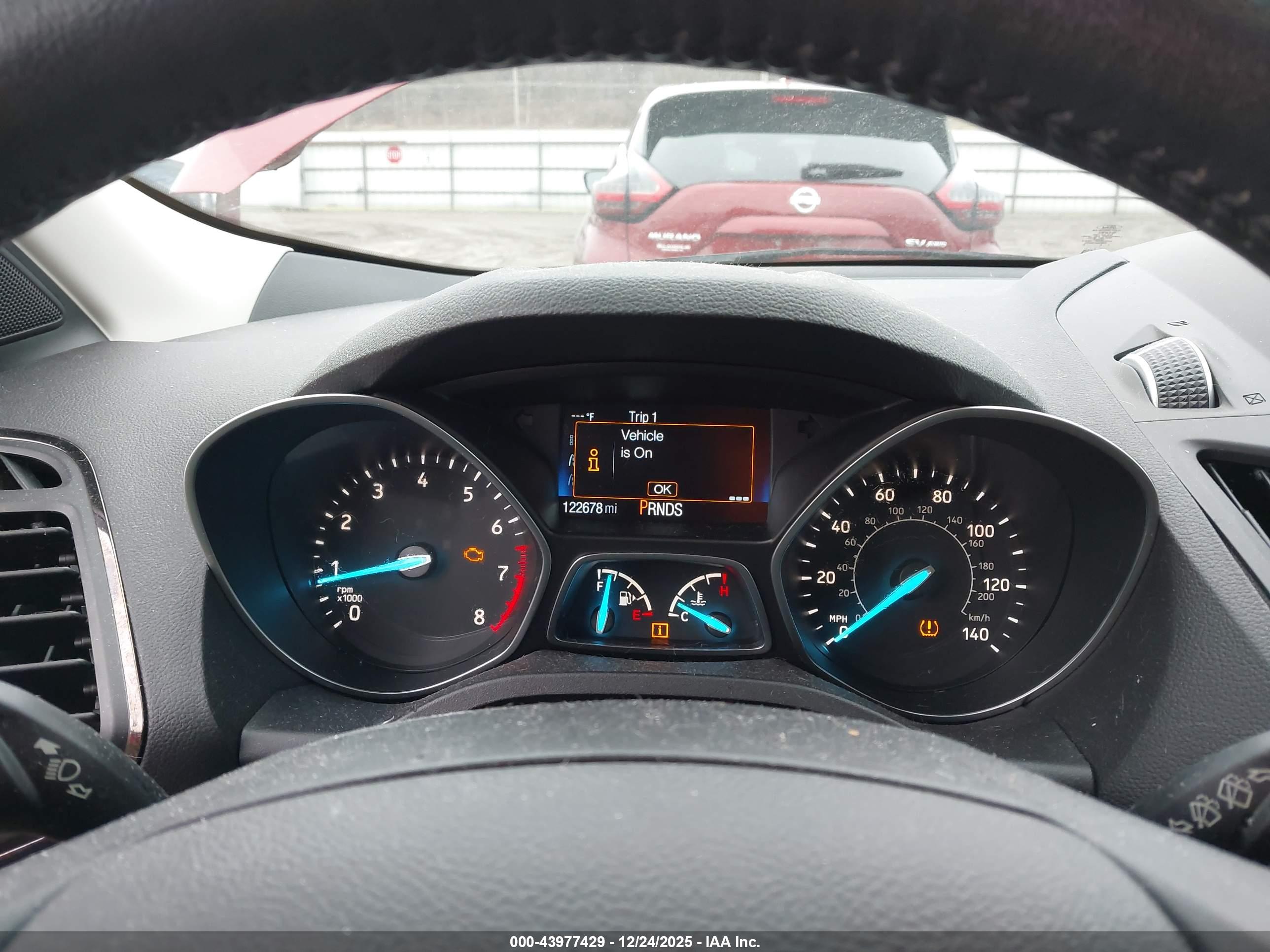FORD ESCAPE image 7