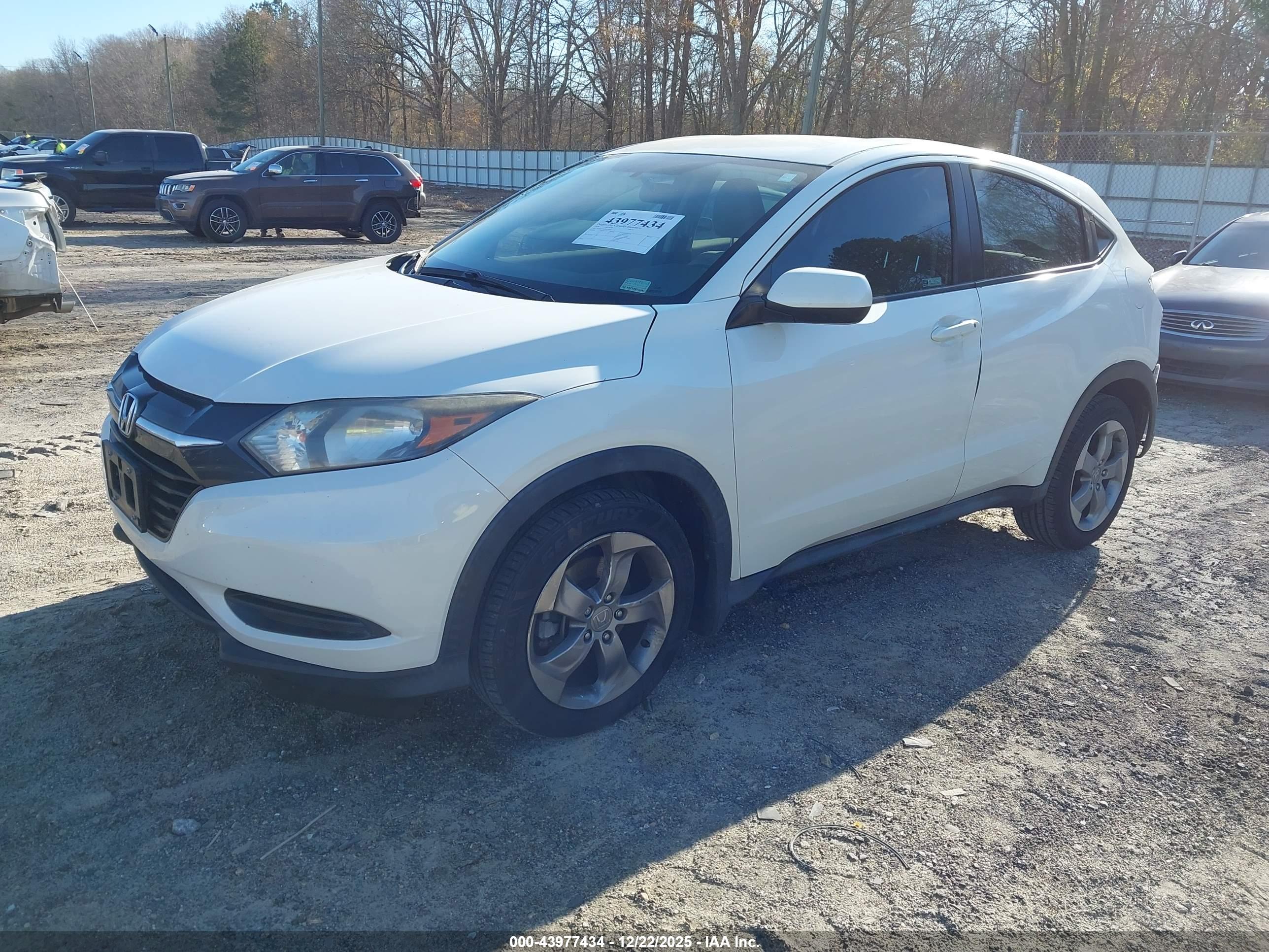 HONDA HR-V image 2
