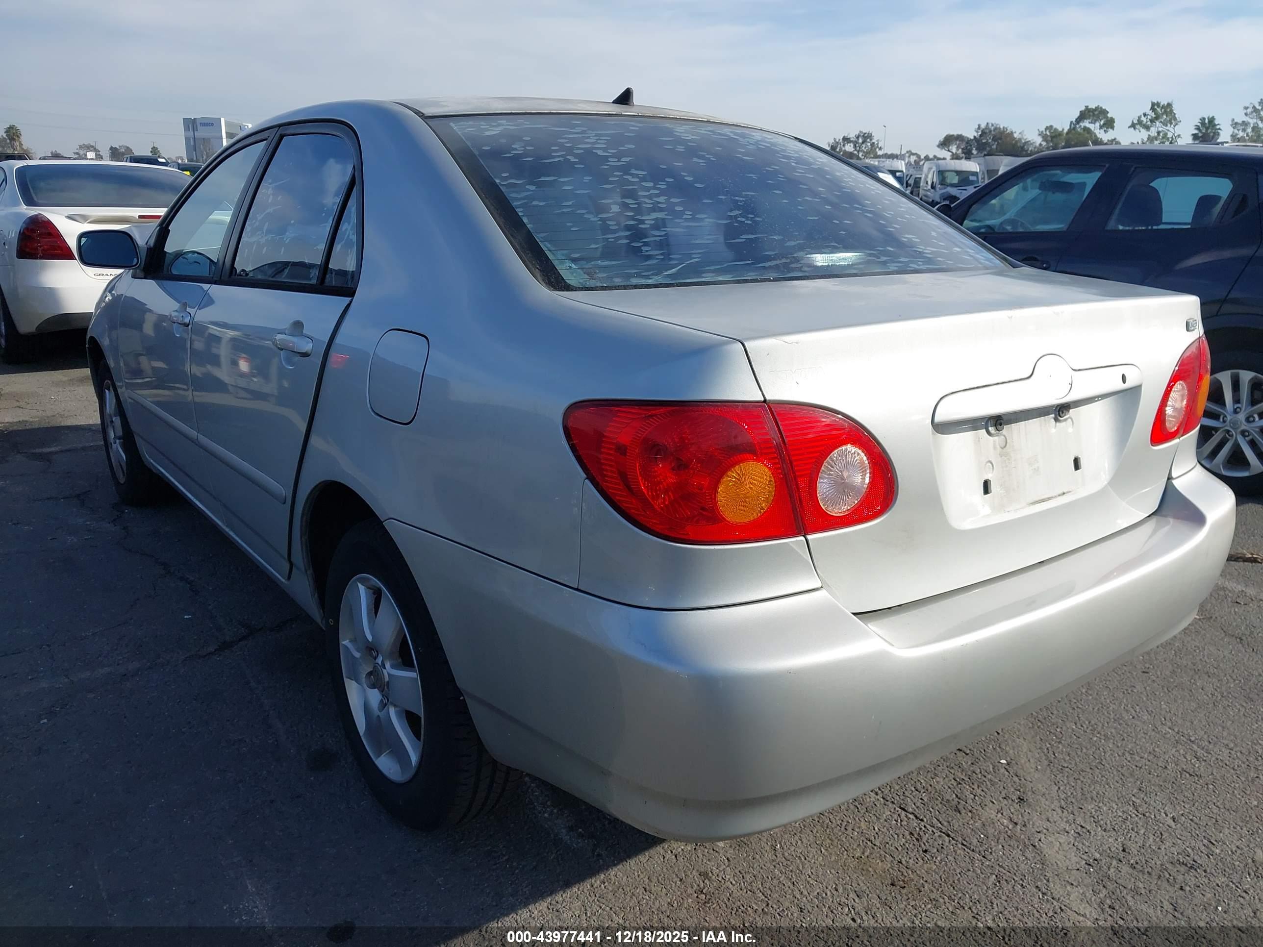 TOYOTA COROLLA image 3